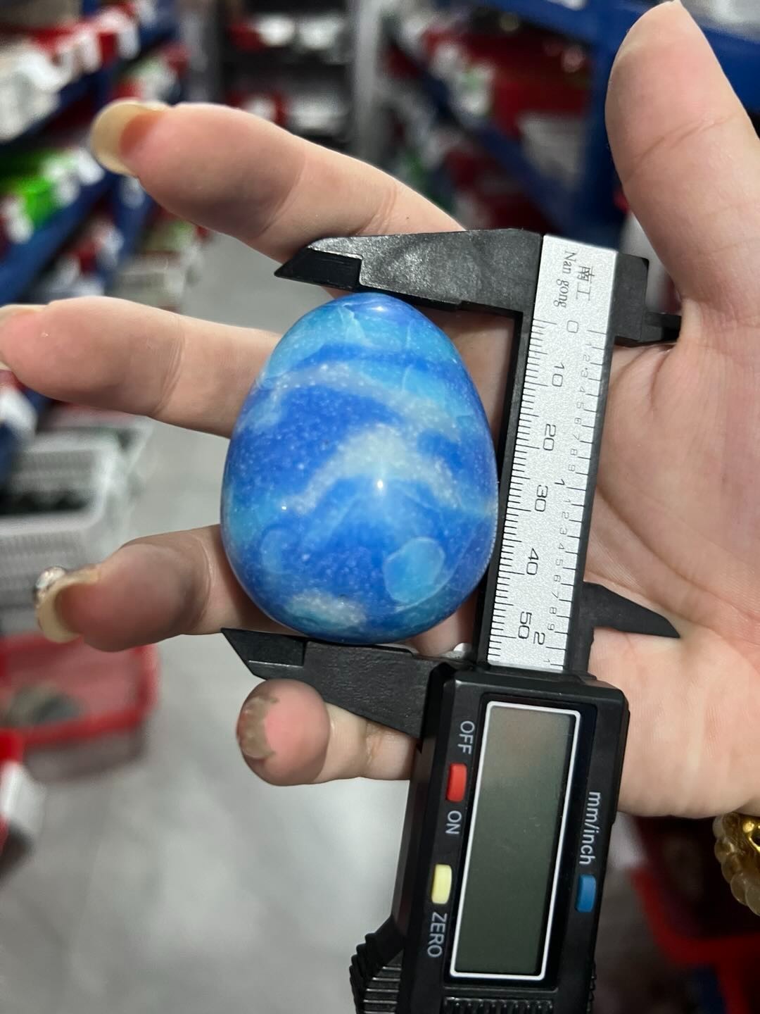 “Just show you what 40-60mm material we have” polished egg home office decor