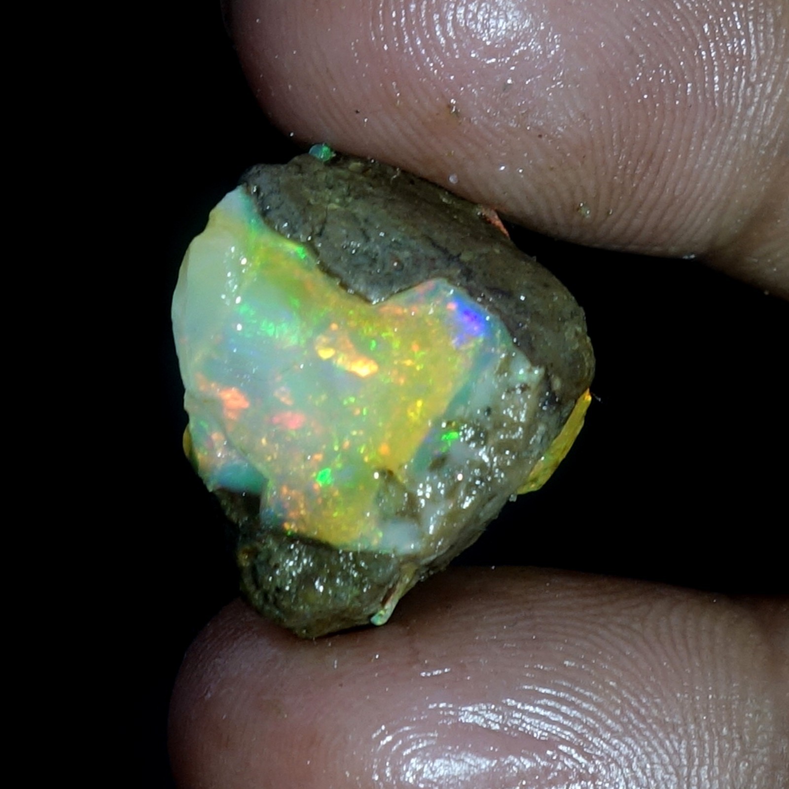 AA+ Ethiopian Oli Opal Rough Entreated Welo Opal Multi Fire Color Flash 23.80Cts