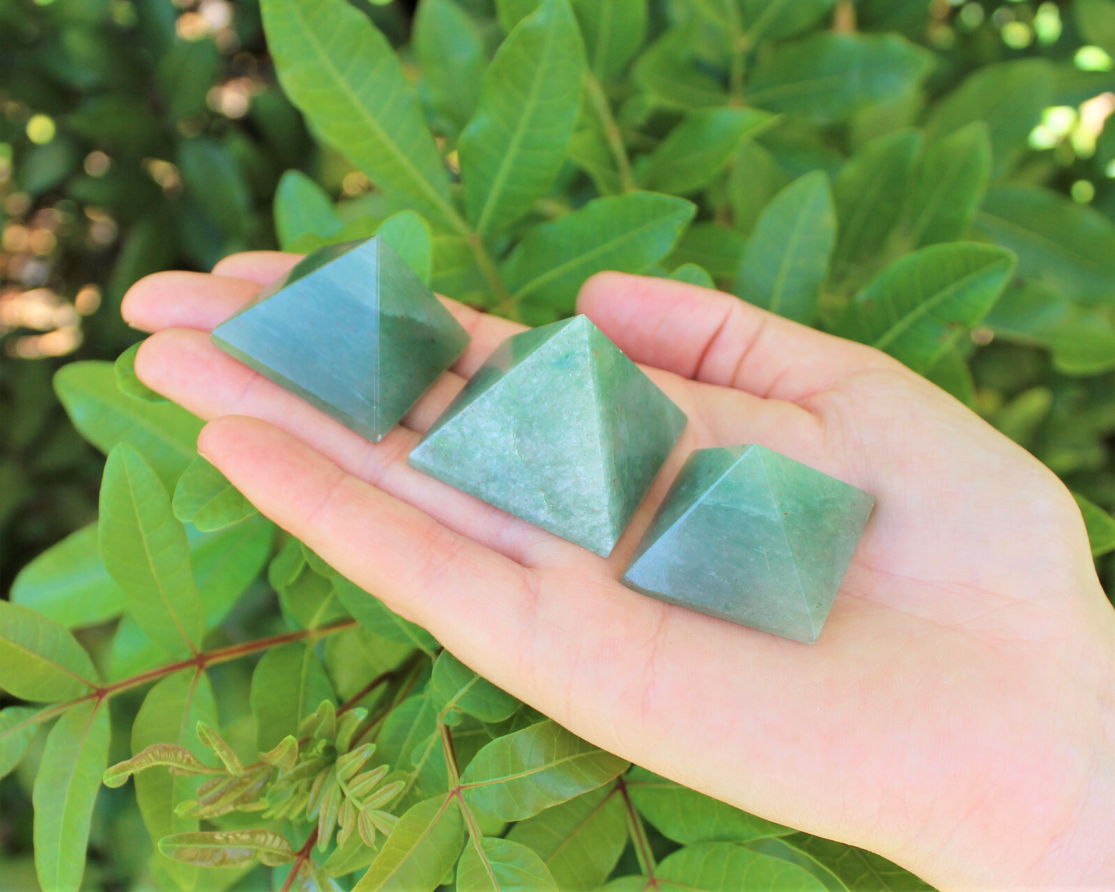 Green Aventurine Crystal Pyramid (Medium 1 – 1.25″) Reiki Healing Quartz Pyramid
