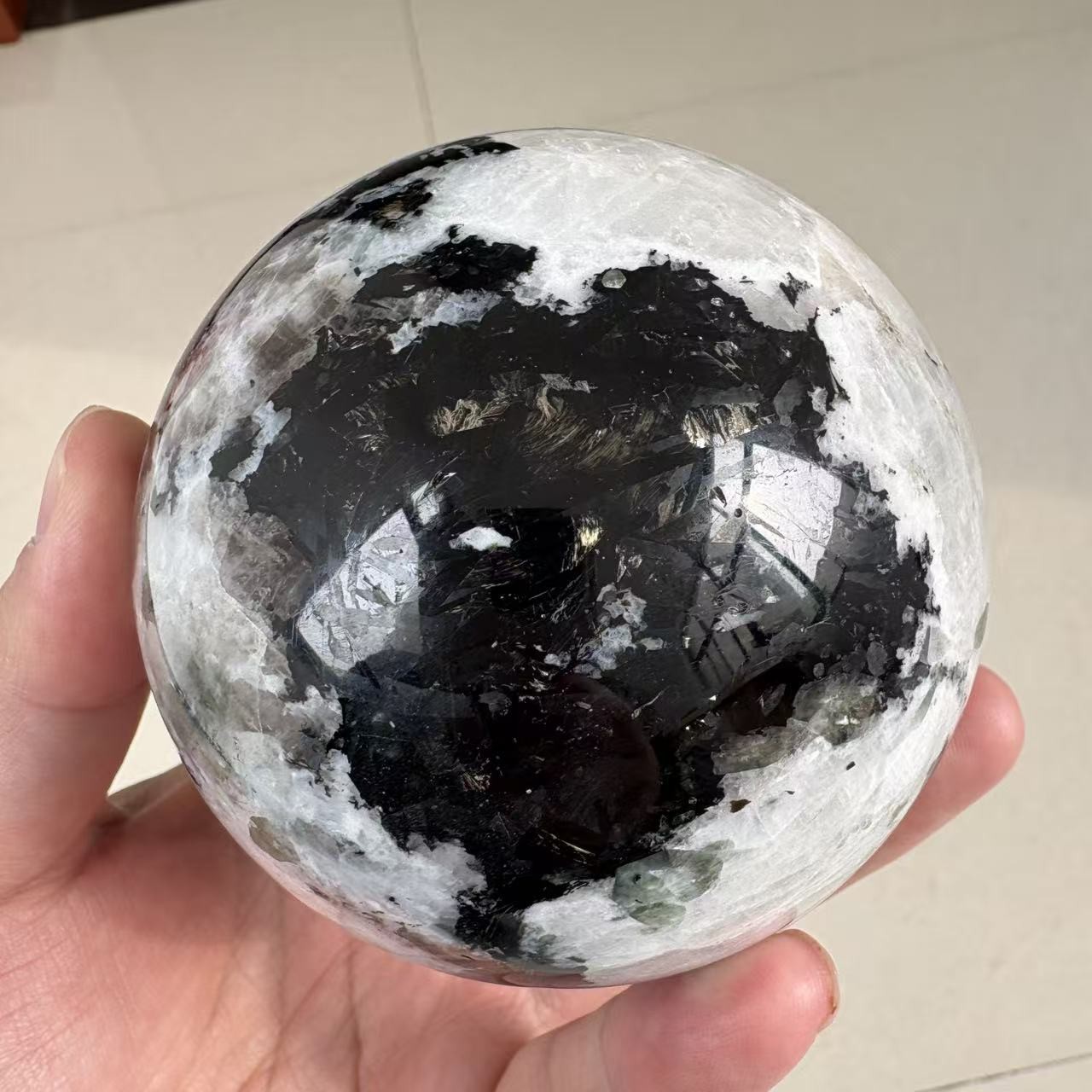2.2LB 3.5″ Natural Black And White Moonstone Sphere Crystal Ball Healing
