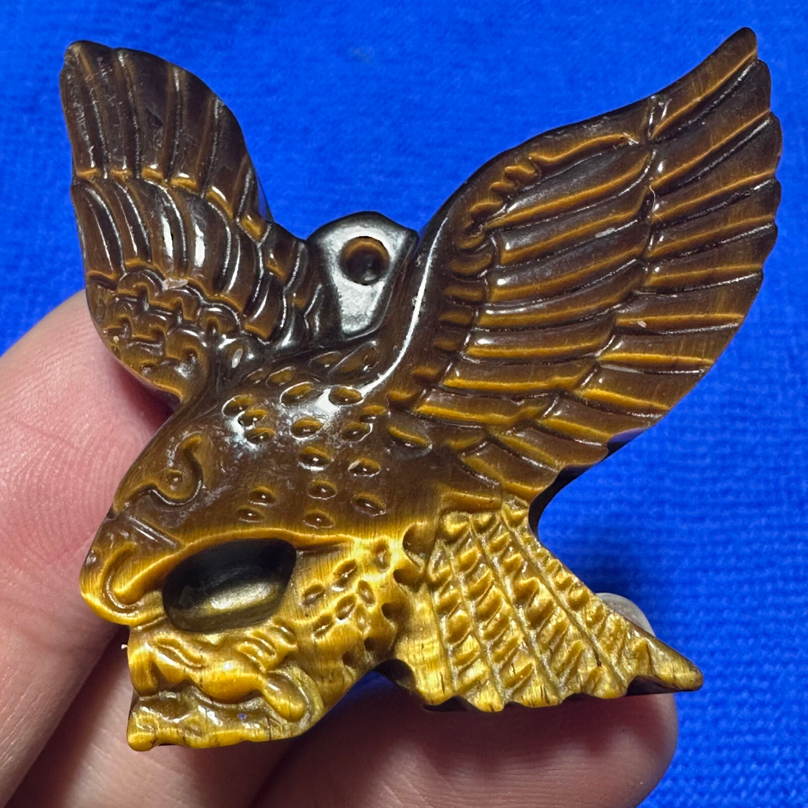 Natural Tiger eye Carved Eagle Quartz Skull Crystal Specimen Reiki Healing 1PC