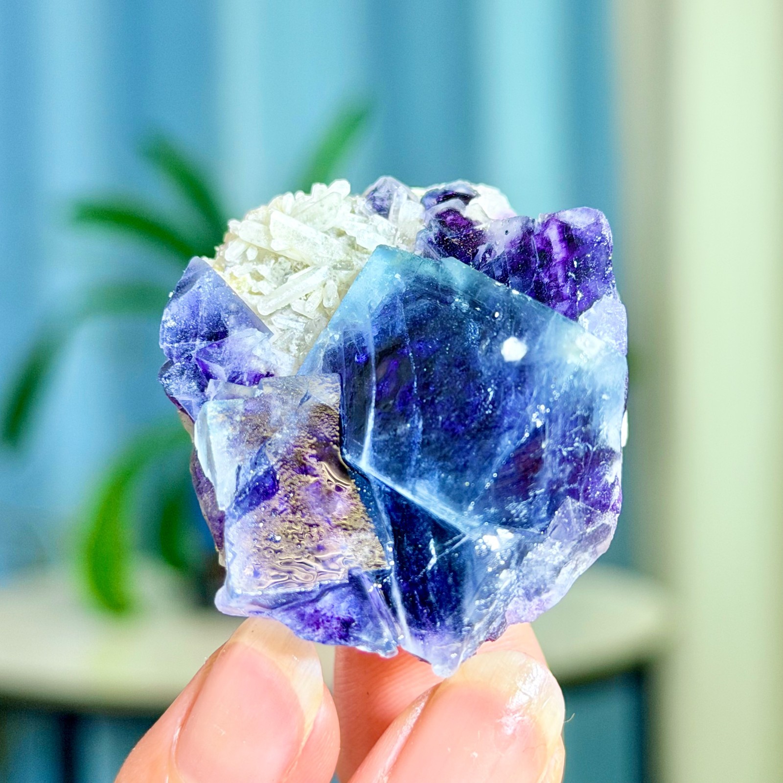 56G Rare Transparent Purple Cubic Fluorite with Clear Crystal Mineral Sample