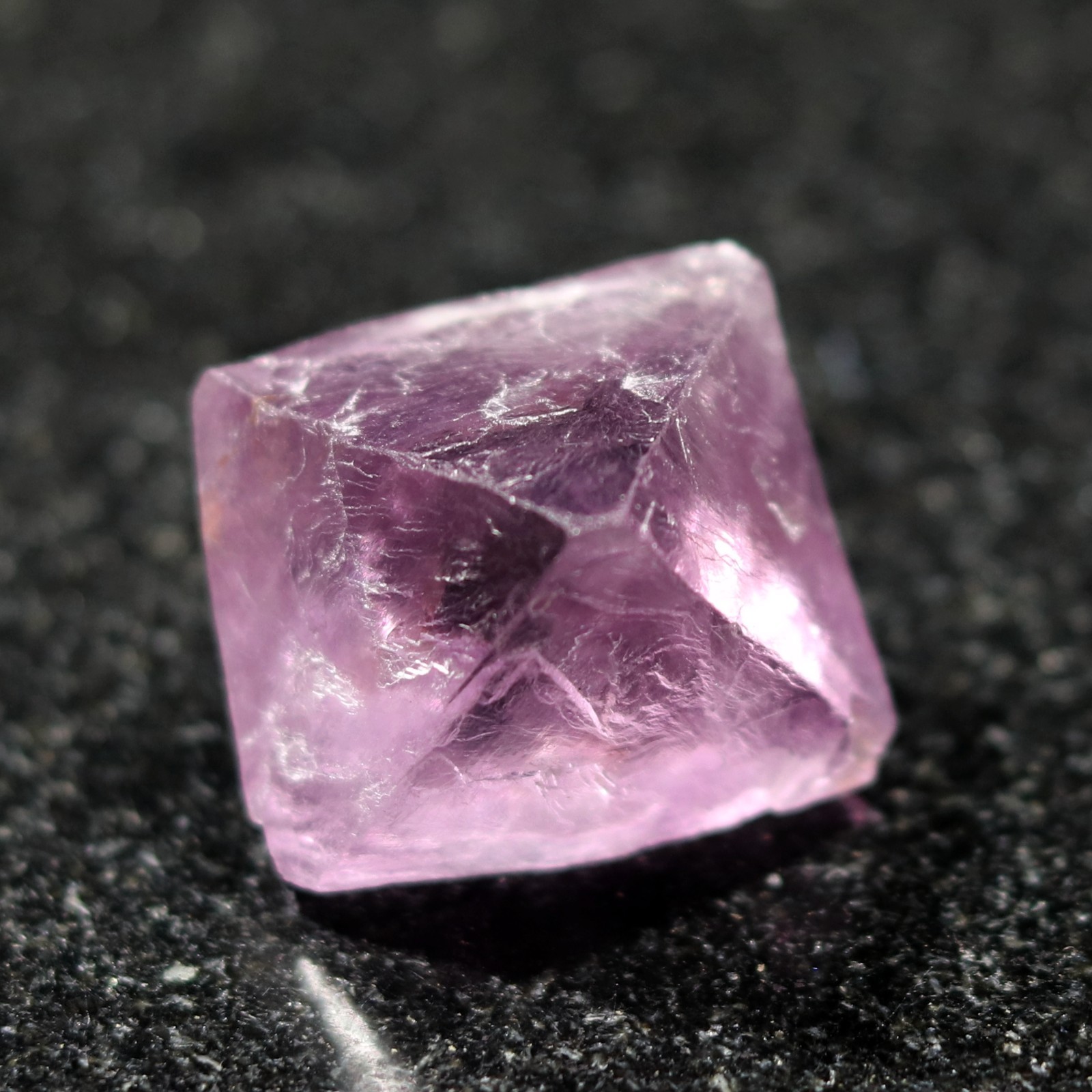 Fluorescent Mineral Specimen: Fluorite Octahedron (FLU62)