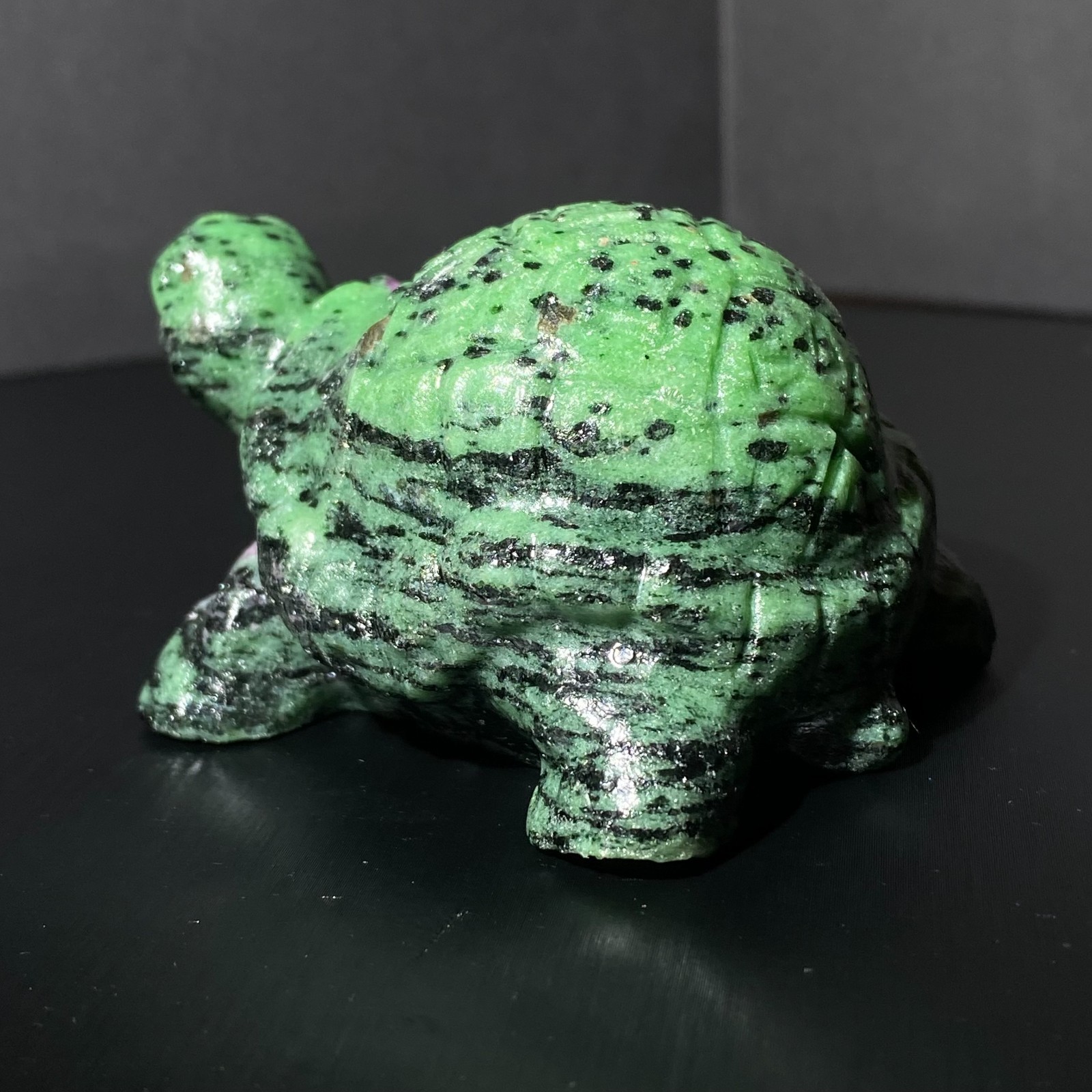 288g natural Red Green Treasure tortoise Healing crystal demagnetize