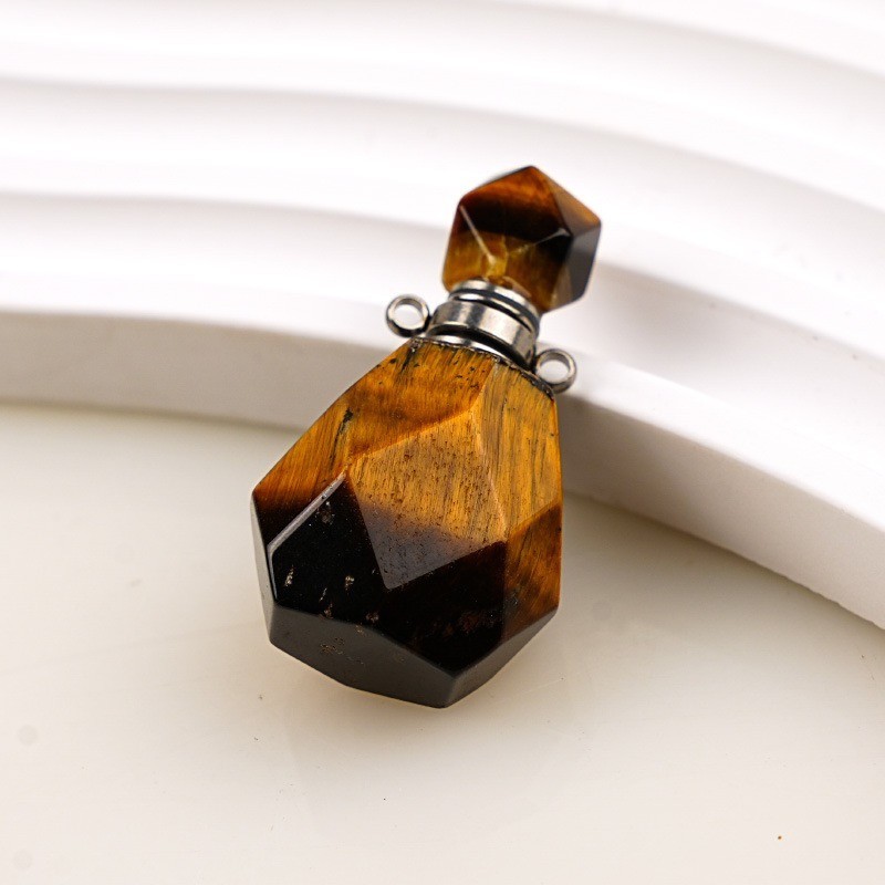 Natural Crystal Standing Gemstone Perfume Bottle – Jade & Crystal Oil Diffuser