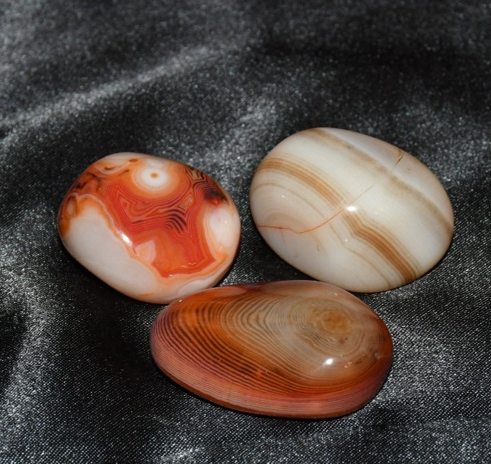 3 Pieces Sardonyx Band Carnelian Agate Palm Pocket Stones