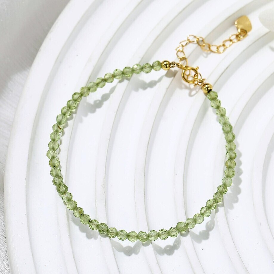 Green Peridot Olivine Crystal Quartz 2.5mm Faceted Bead Healing Bracelet Gift