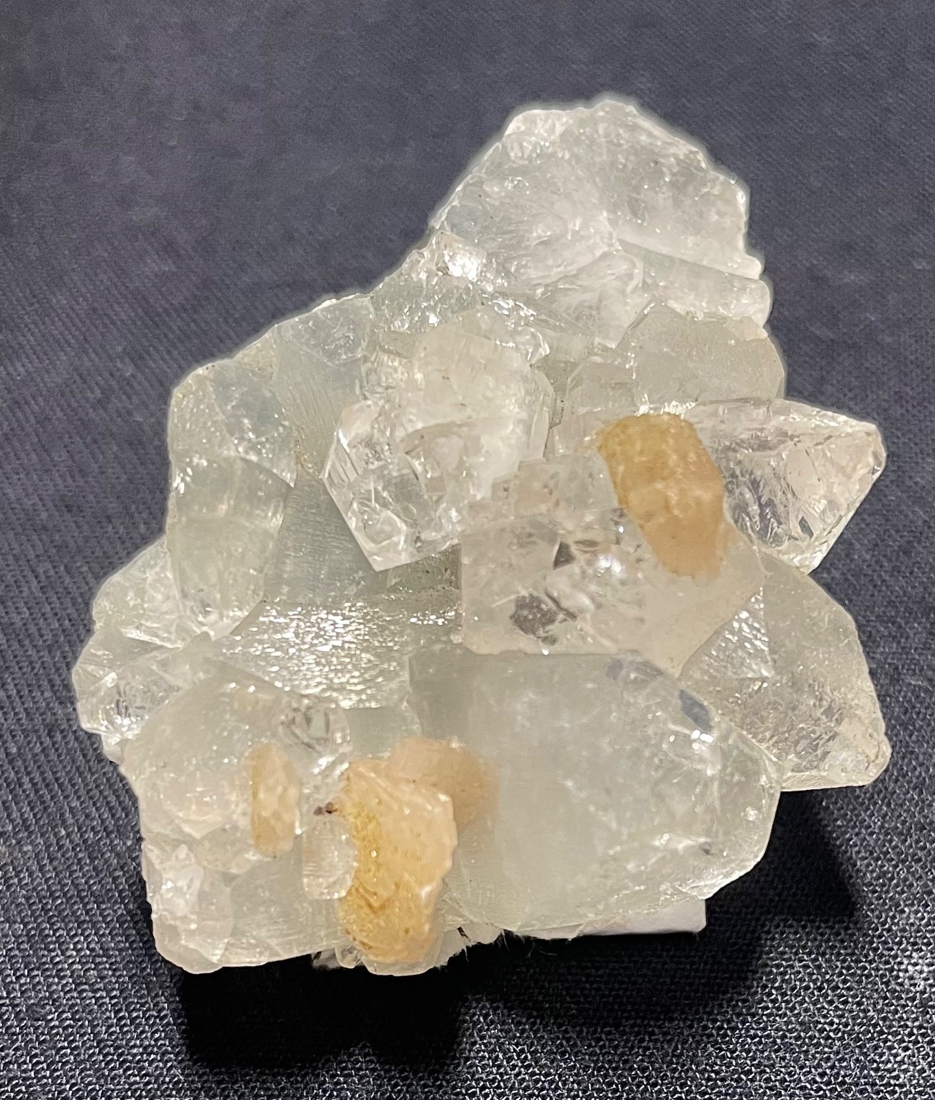 Natural Apophyllite quartz cluster w/ stibite crystal specimens 37 gr 6.5x4x3 cm