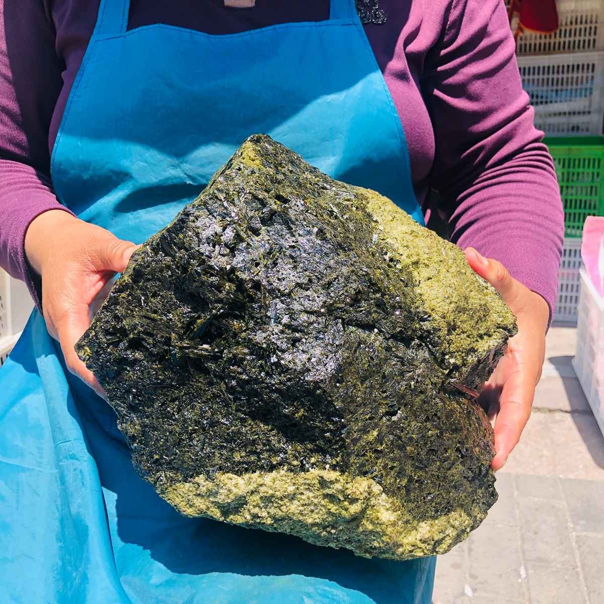 33.06LB Natural green tourmaline mineral quartz crystal specimen specimen REIKI