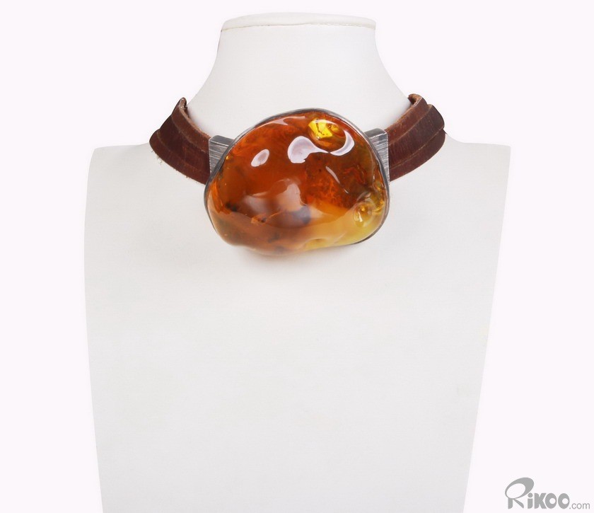 Designer style, 2.6″ Baltic Amber Carved Crystal Chokers, Crystal Healing