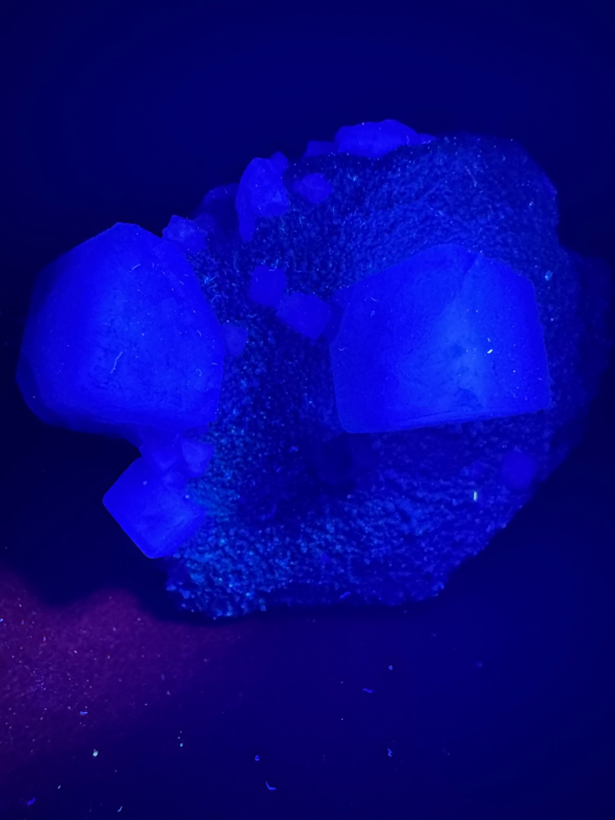 6457 Blue Green Morandi Fluorite on White Candle Quartz Inner Mongolia 50g
