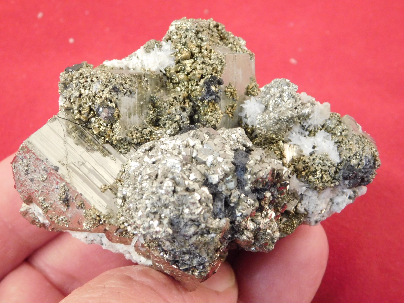 Druzy PYRITE Crystal CUBE Cluster with Sphalerite and Chalcopyrite Peru 198gr