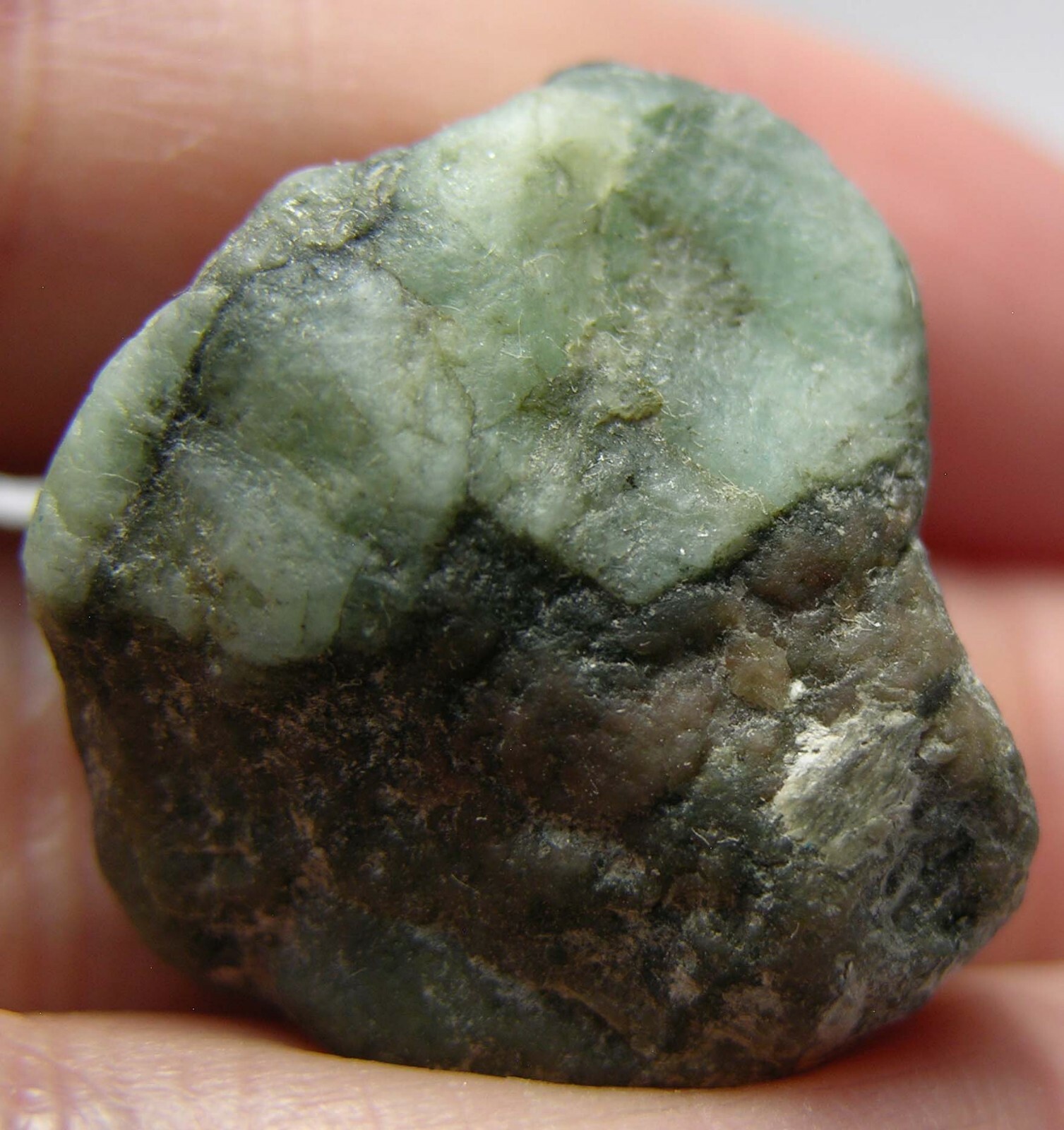 46.55ct Brazil 100% Natural Rough Uncut Emerald Crystal Specimen 9.25g 22.00mm