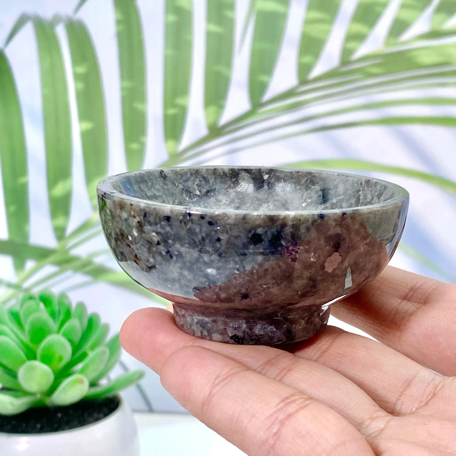 Genuine Yooperlite Stone Bowl UV Reactive Sodalite Crystal Charging Dish Gift