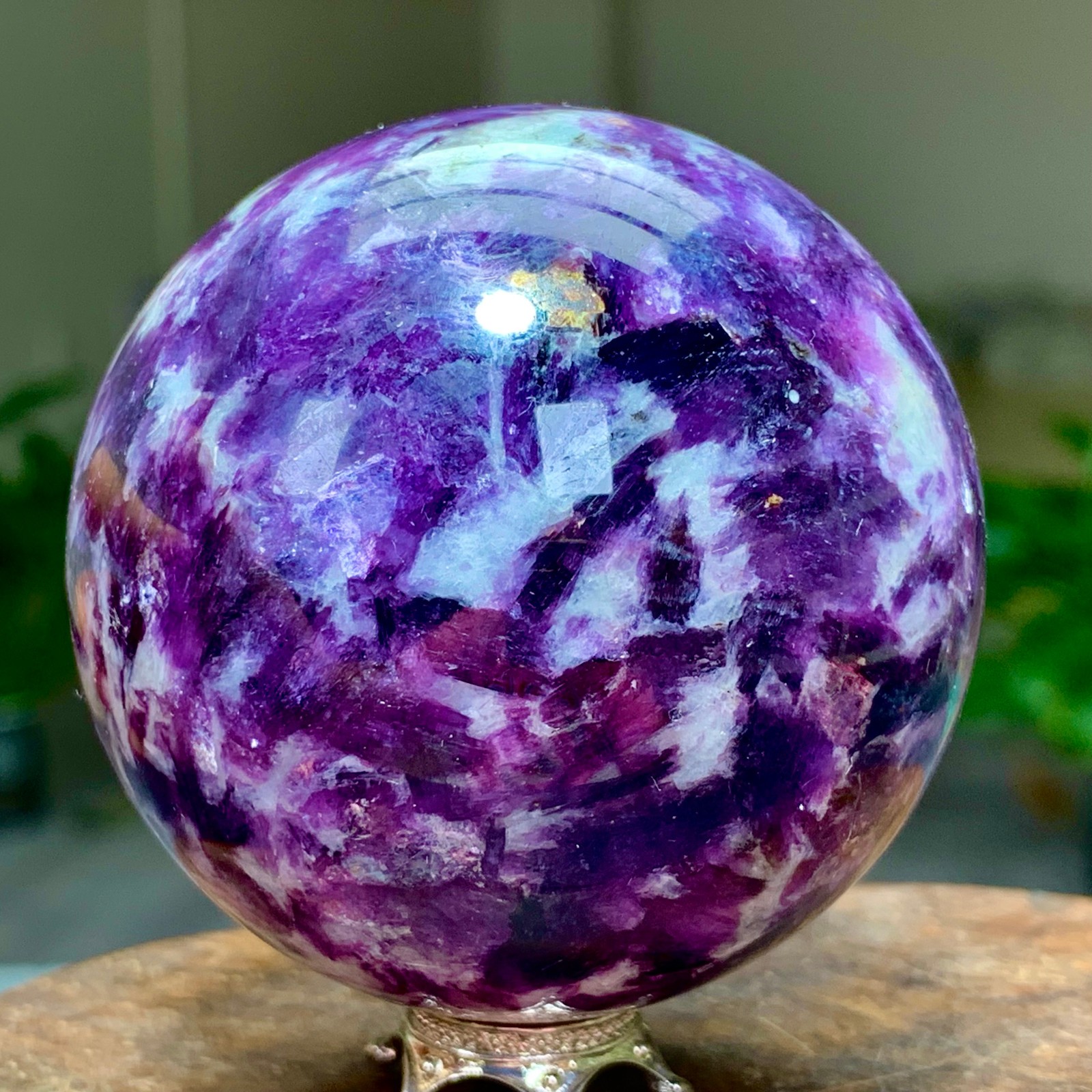 297G Natural Beautiful Purple Lithium Mica Crystal Spherical Mineral Sample