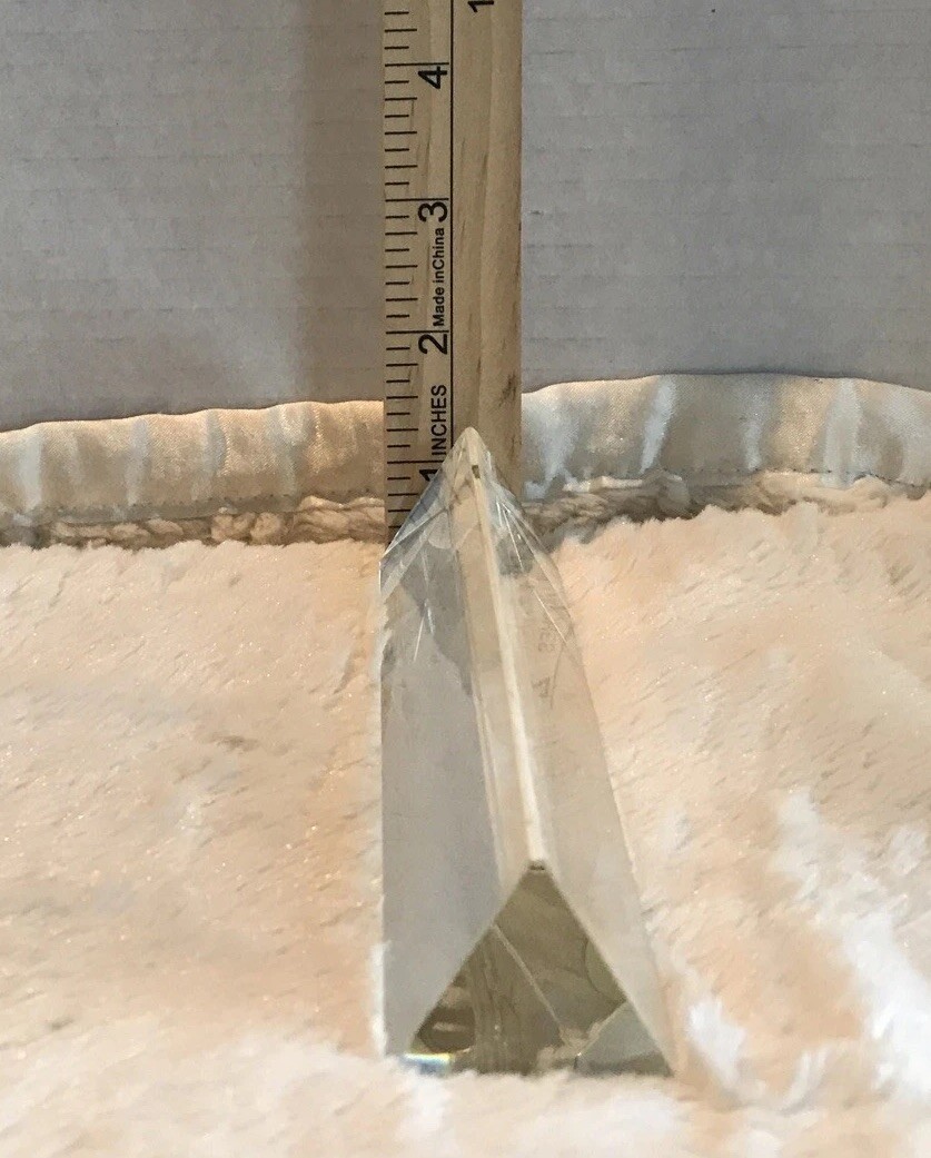 Amlong Optically Clear Crystal Triangle Bar Minimalist Original Box- Rare