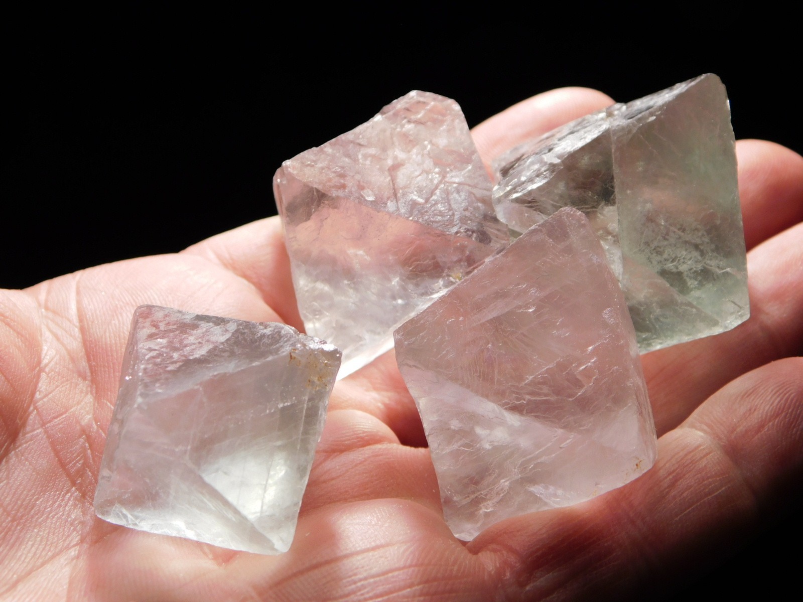Lot of FOUR! AAA Fluorescent Semi Translucent FLUORITE Octahedron Crystals 188gr