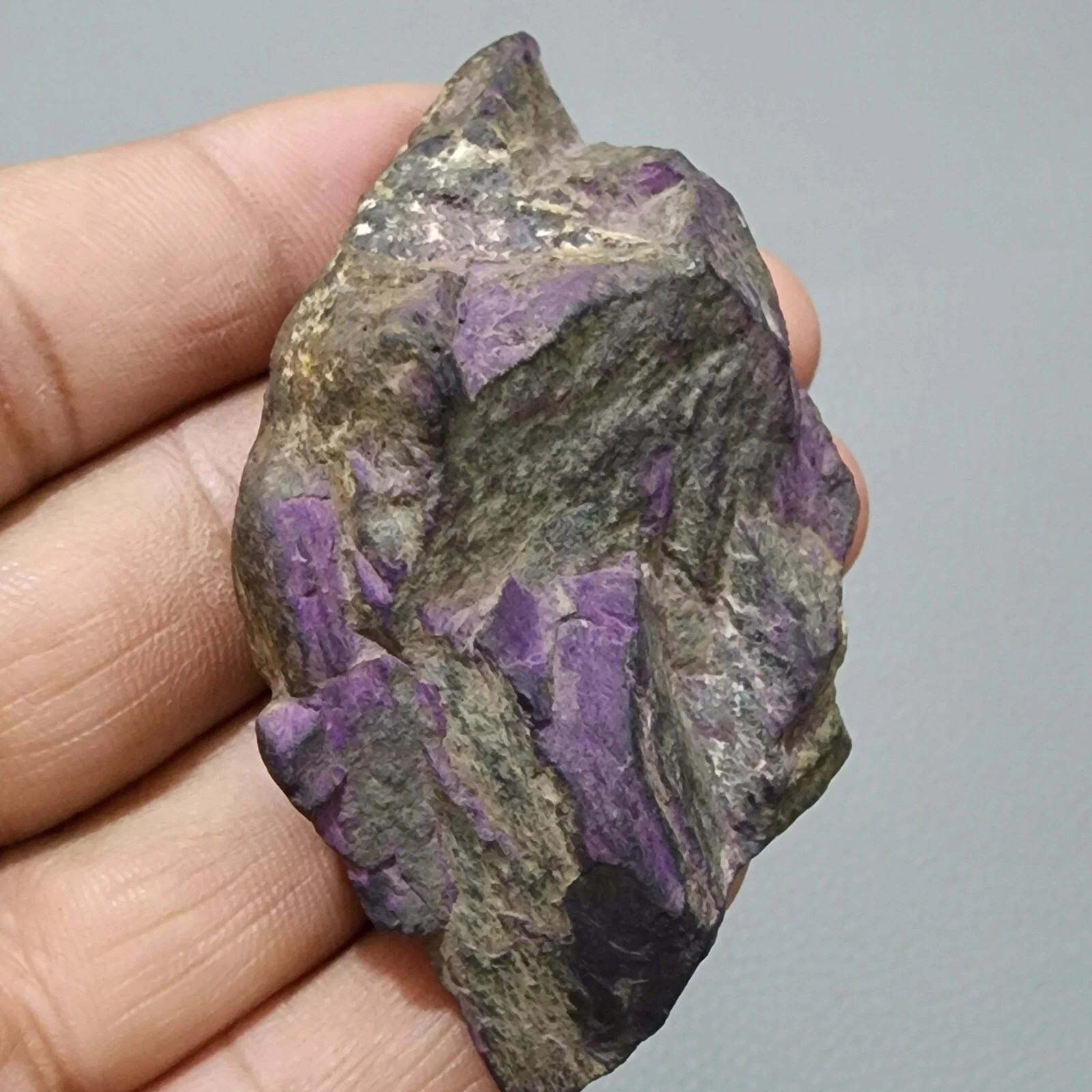 100% Natural Amazing Purple Purpurite Raw 386 Crt Purpurite Rough Gemstone