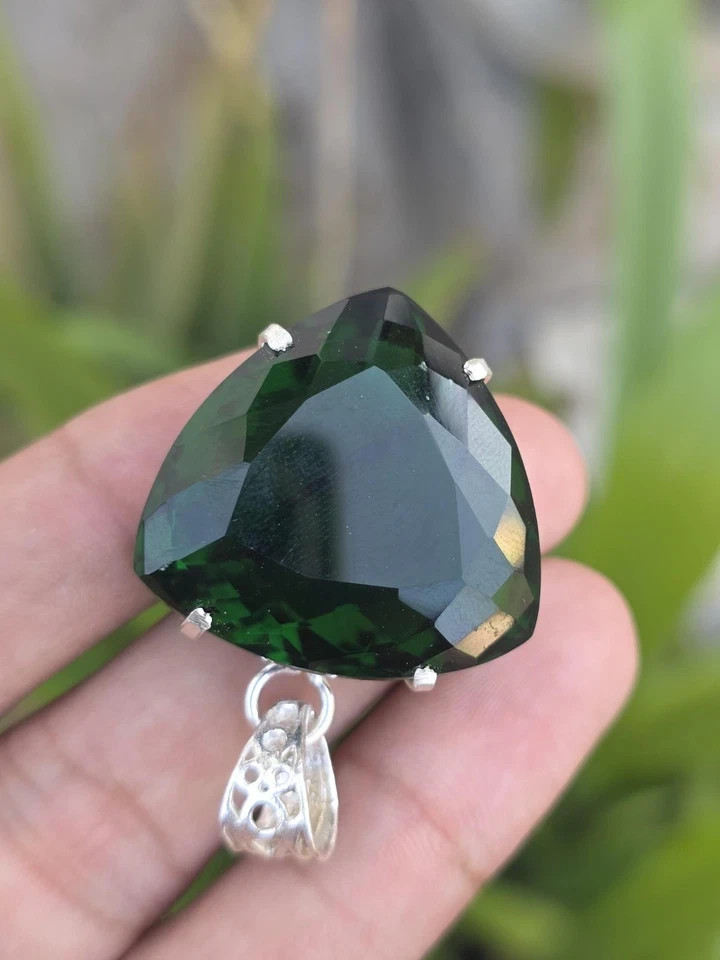 100 CT Natural Green Trillion Topaz 925 Solid Silver Pendant Gemstone Certified