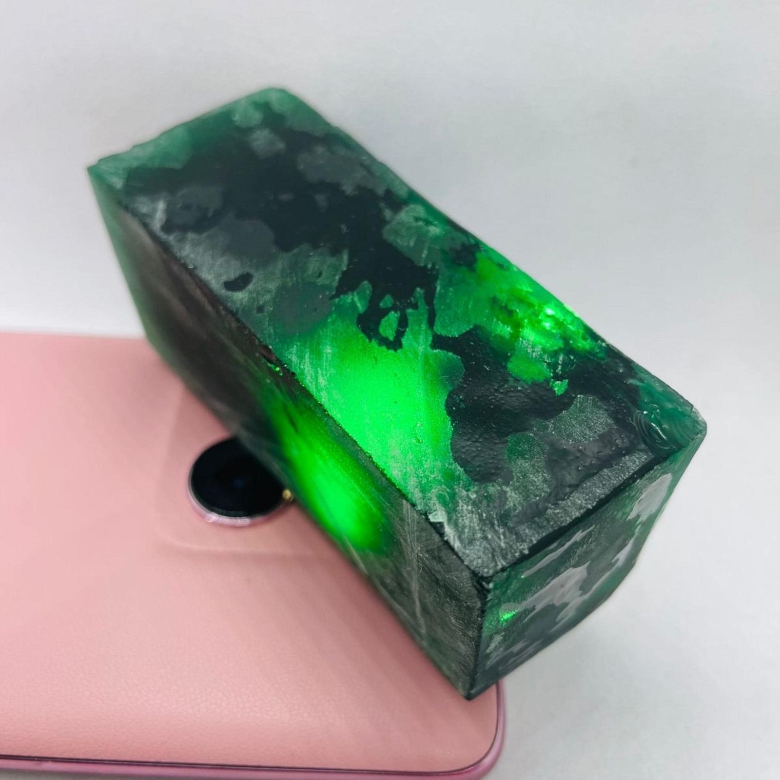 Green Emerald Slice 510-610CT Natural Gemstone Slab for Cabochon Cutting Work