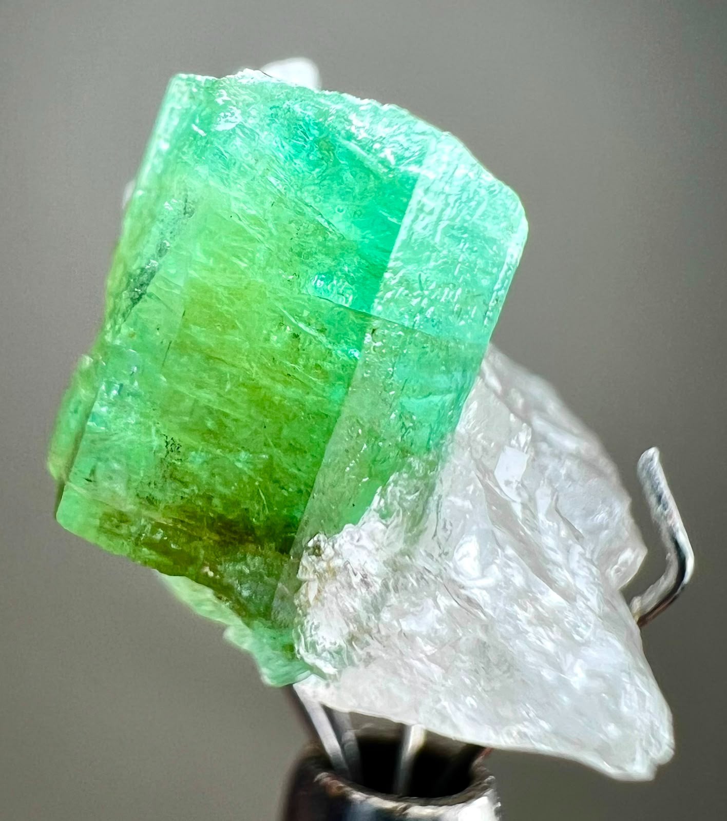 9 Ct , Beryal Var!! Beautiful Natural Emerald Crystal on Quartz From Chitral@PAK