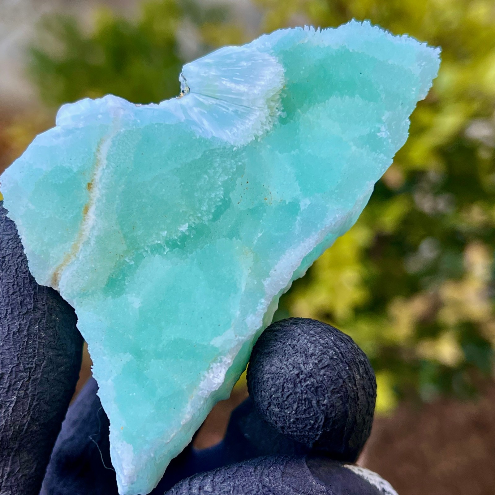 104g Natural beautiful blue texture stone mineral sample quartz crystal
