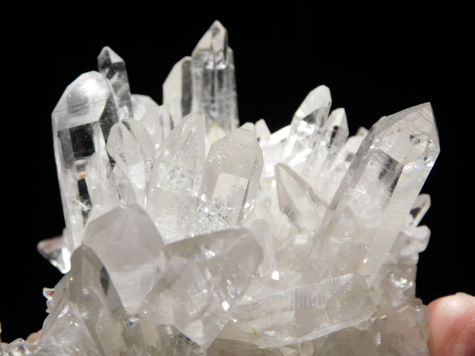 VERY TRANSLUCENT Quartz Crystal Cluster Collier Creek ARKANSAS 147gr