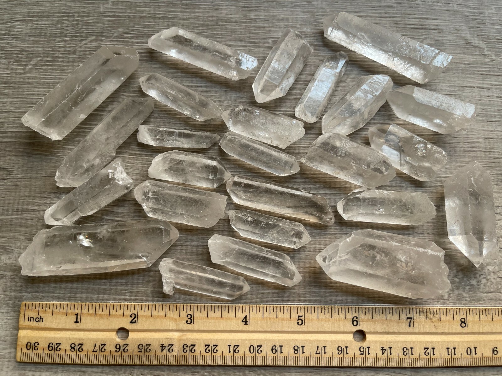 Natural Clear Quartz Crystal Point, 1.5″ to 3″ Raw Crystal Points,Wholesale Bulk