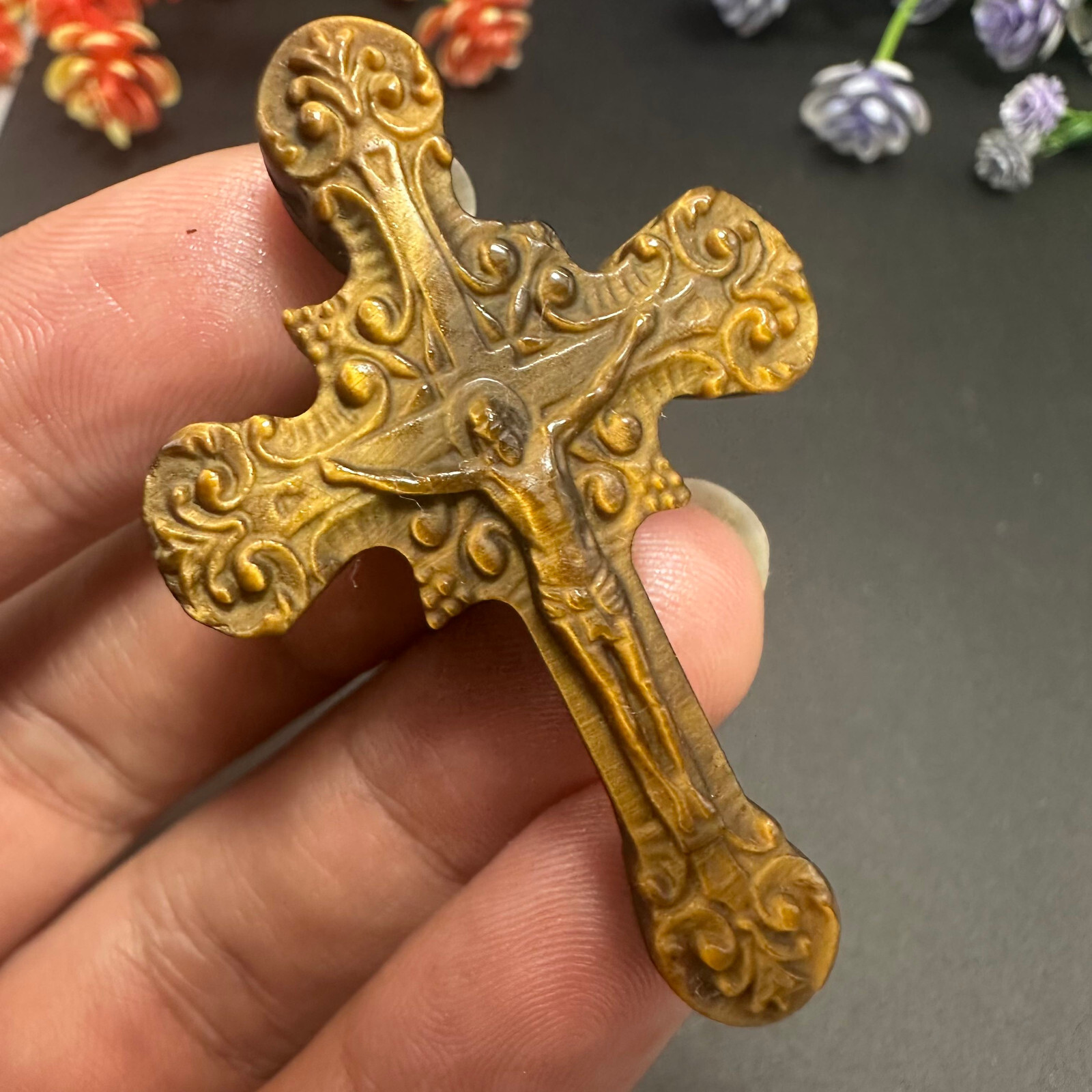 Natural Tiger’s Eye Christianity Cross Quartz Jesus Crystal Reiki Healing 1PC