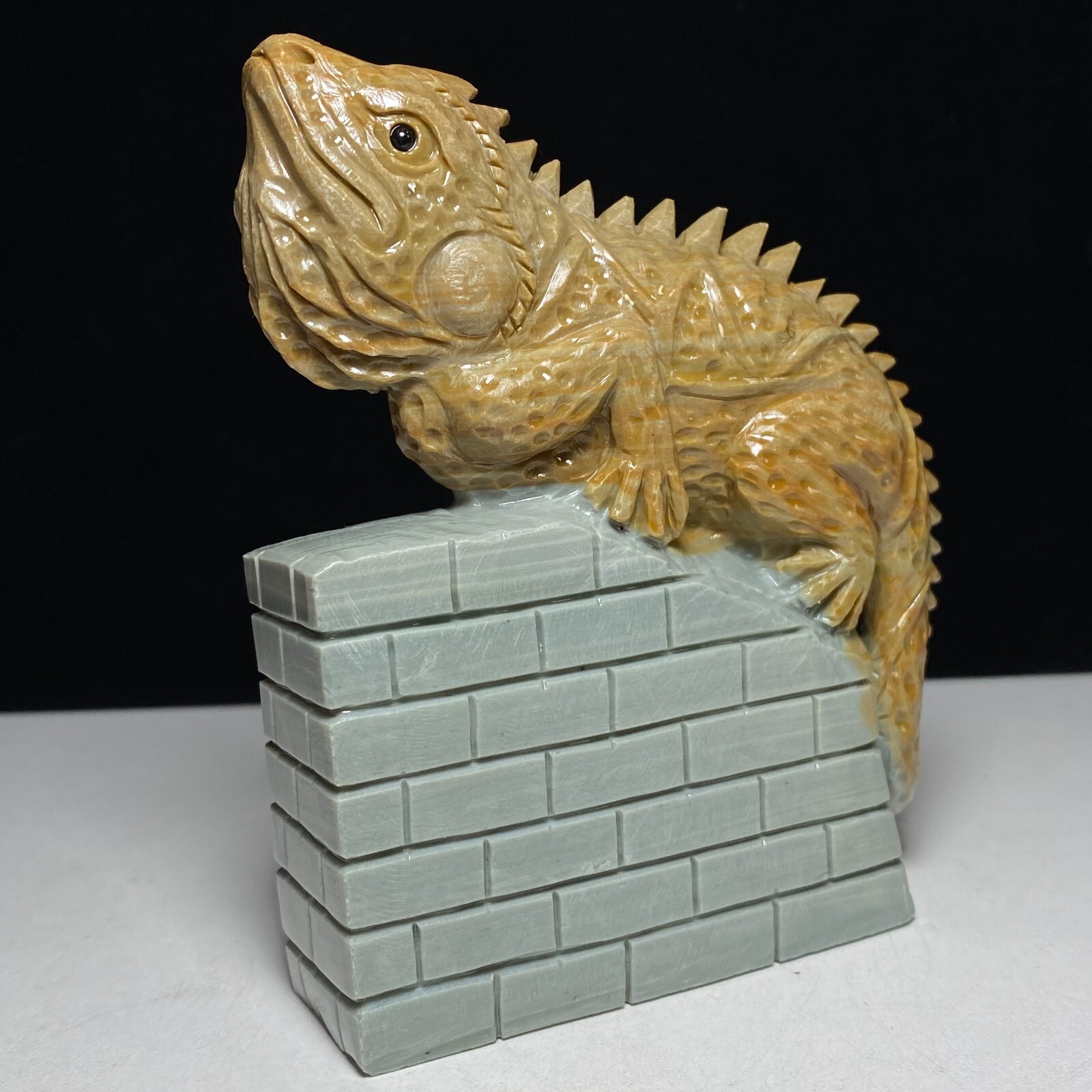 Natural Crystal Quartz Mineral Specimen Songhua Stone Handcarved Lizard Gift