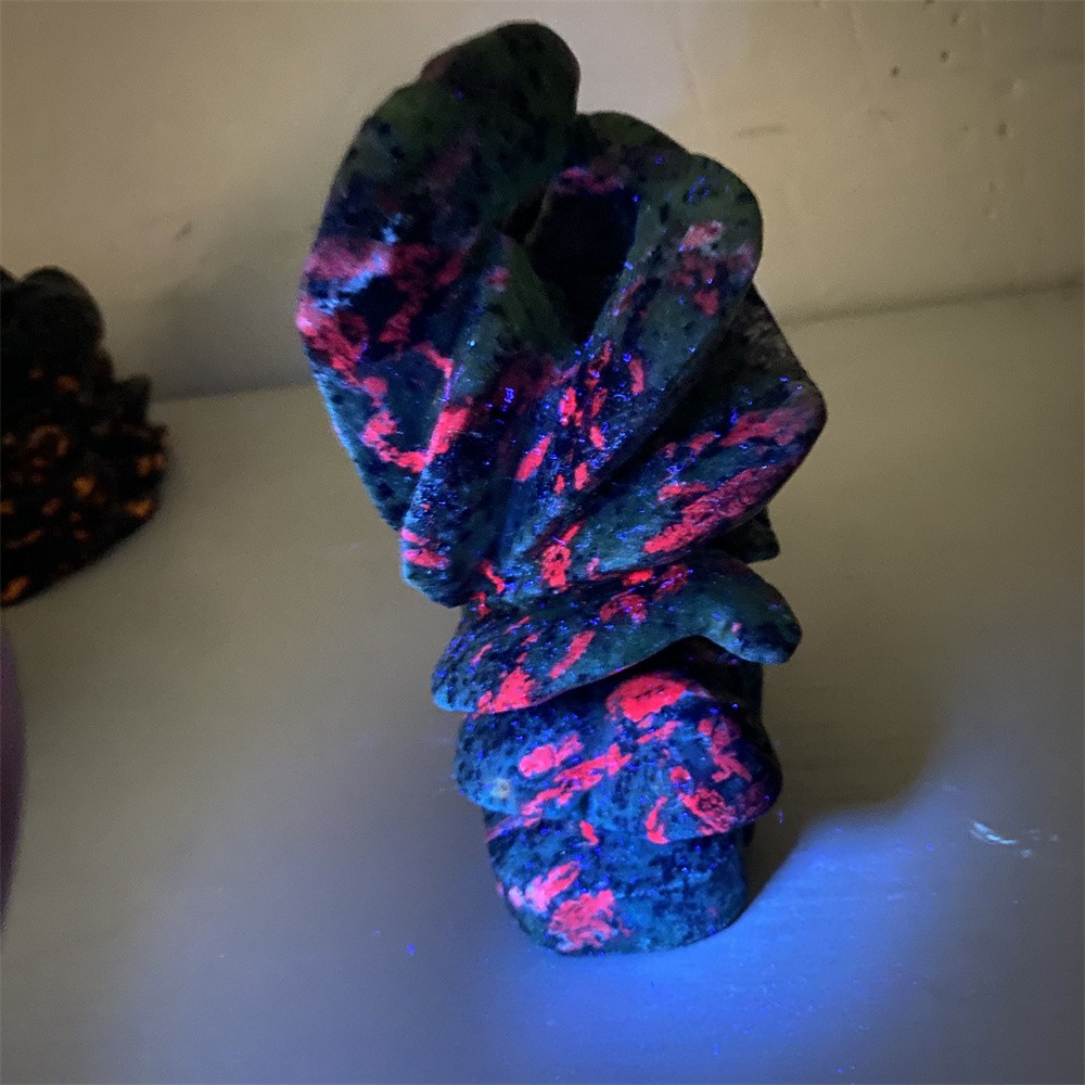 3.8LB 7″ Natural Ruby In Zoisite 9-Tailed Fox Statue Crystal Reiki Carving Decor