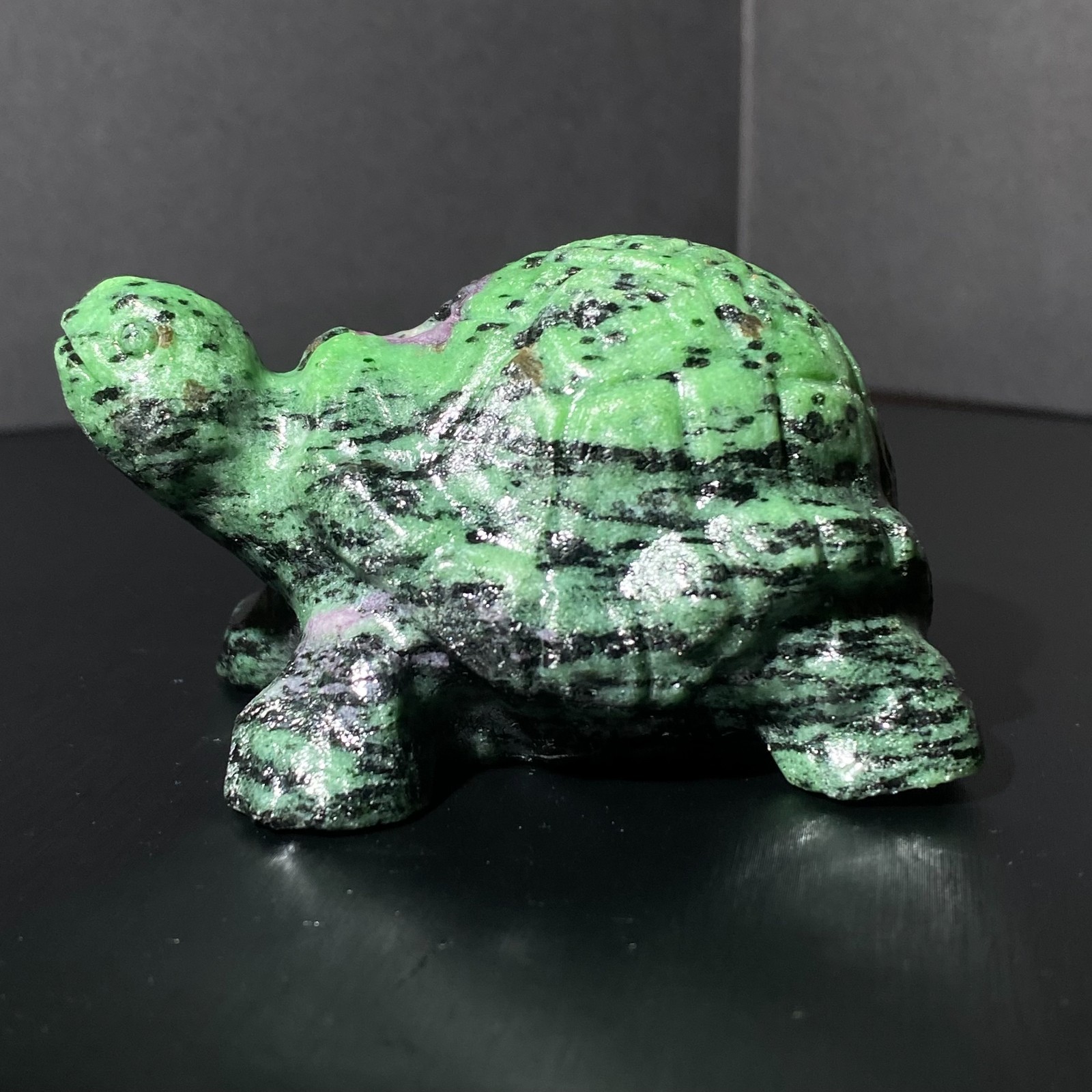288g natural Red Green Treasure tortoise Healing crystal demagnetize