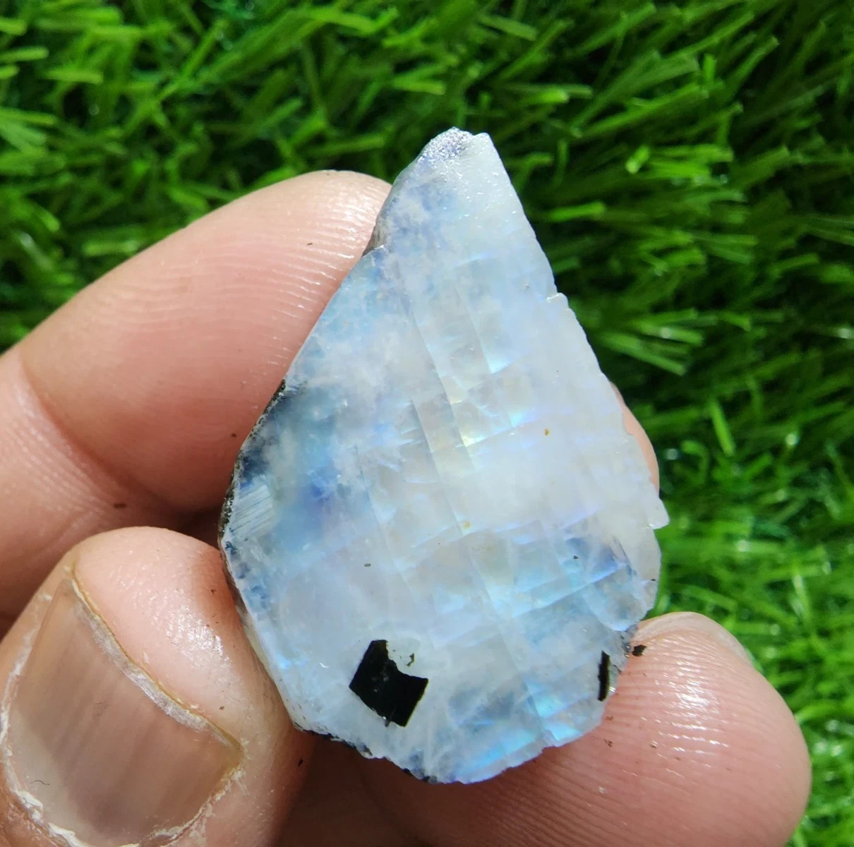 100% Natural Ultimate Rainbow Moonstone Raw 50 Crt Moonstone Rough Jewelry