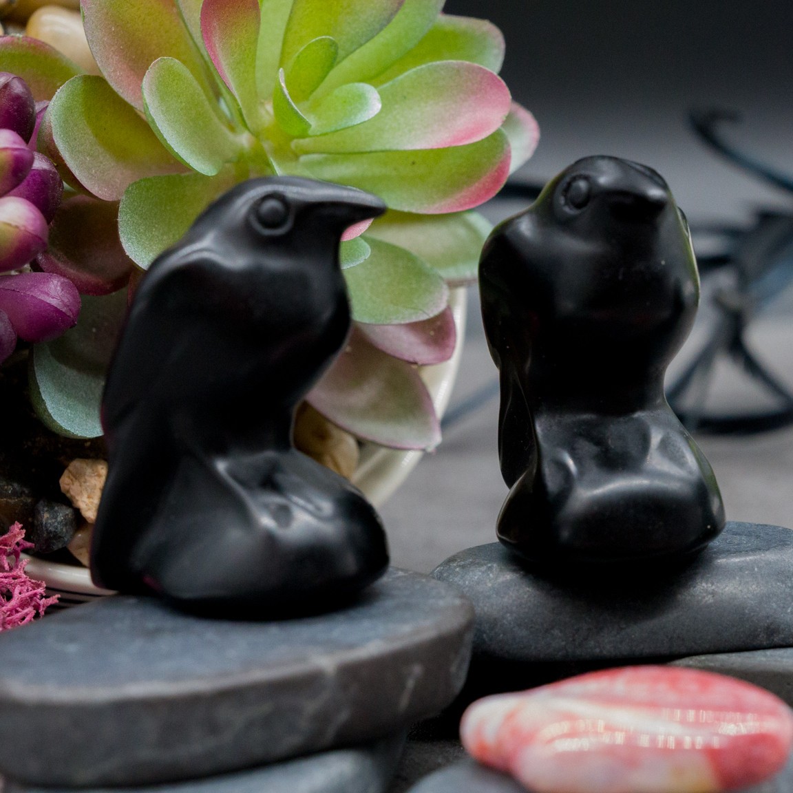 Obsidian Raven Figurine Crystal Protection Decor Home Bird Lover Animal Statue