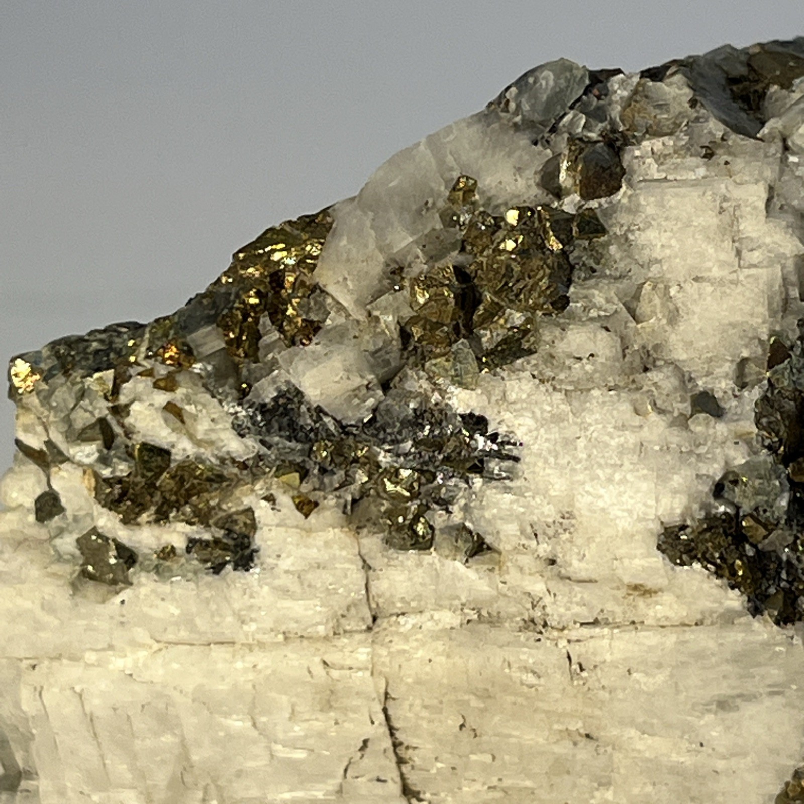 175g Rare Golden Chalcopyrite Iron Pyrite Gemstone Mineral Specimen in Calcite