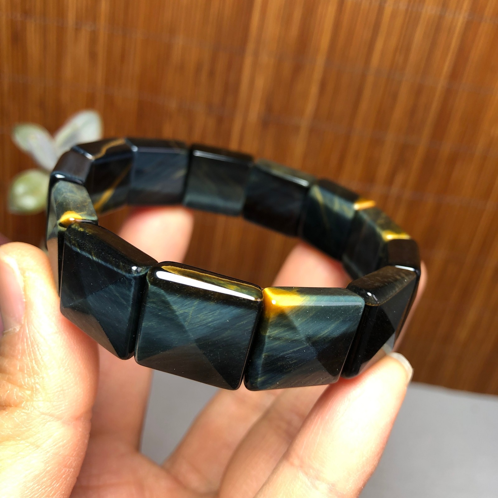 Natural Tiger’s Eye Stone Bracelet Brown Gemstone Stretch Bracelet Handmade 3693
