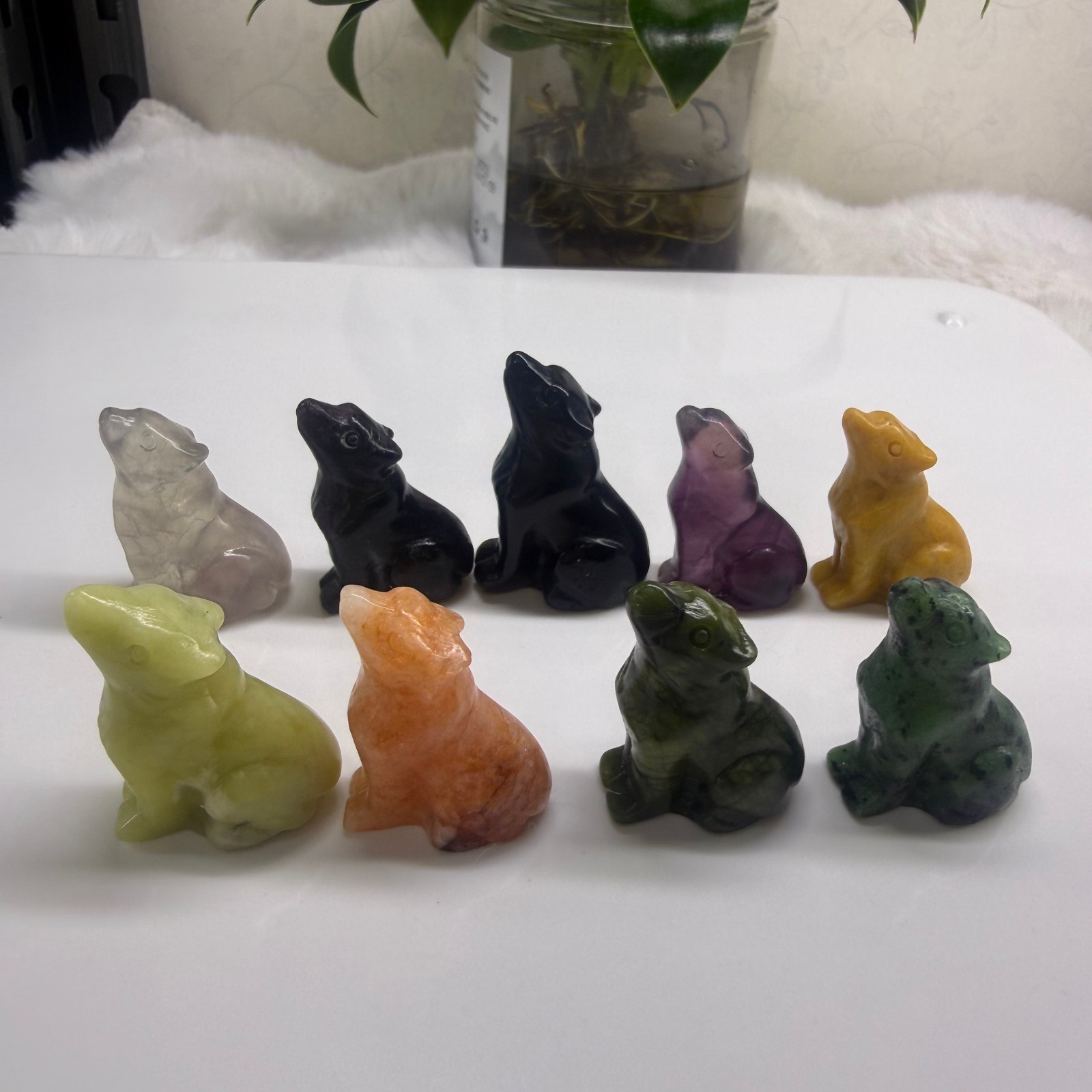 5pc 1.4″ Natural Mixing Quartz Crystal Carved Wolf Reiki Heal random