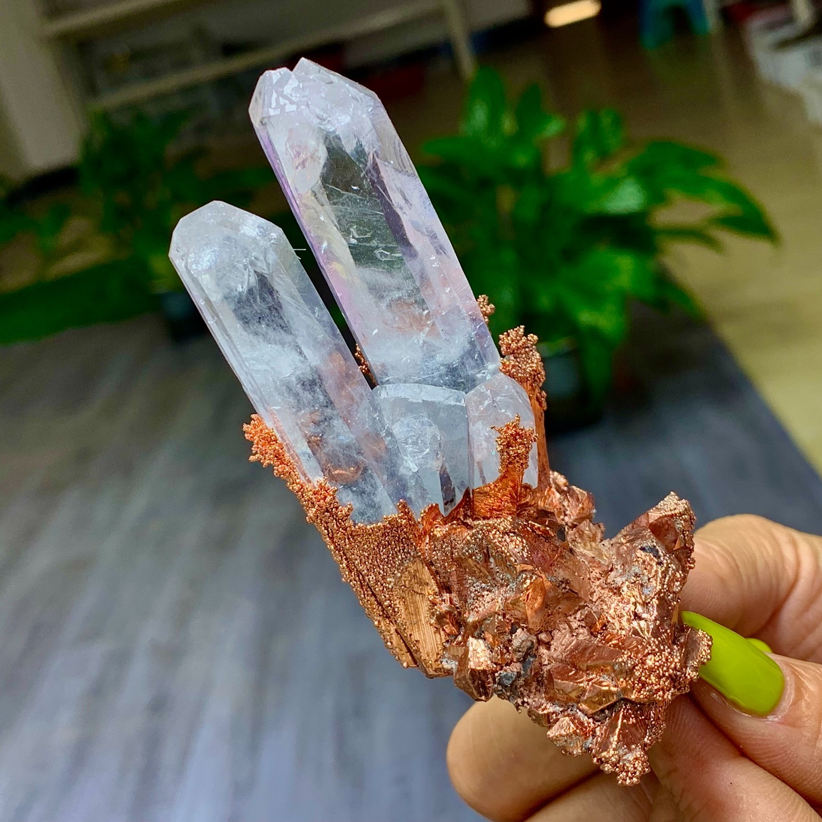 146G Rare iridescent Native Copper with white quartz crystal mineral-symbiosis