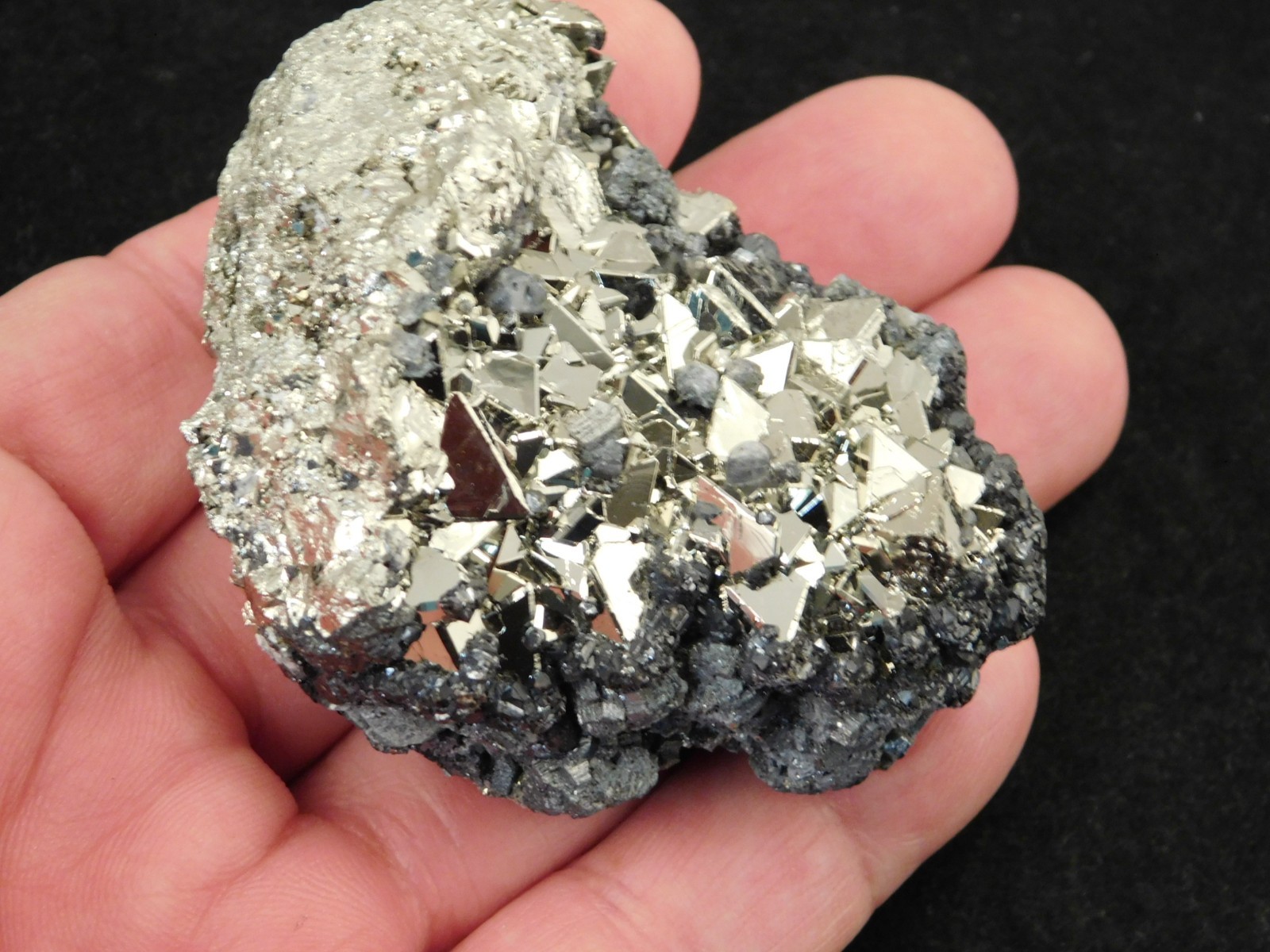 PYRITE Crystal Cluster with AAA PYRAMID Shaped Crystals & Sphalerite Peru 191gr