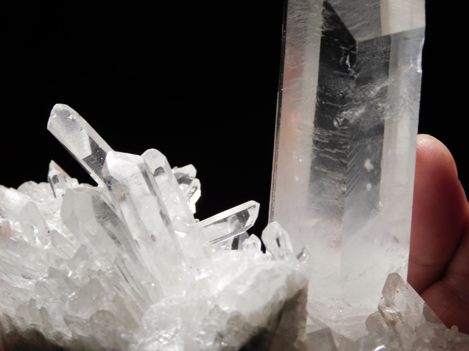 Super TRANSLUCENT Points! Big Nice & Natural QUARTZ Crystal Cluster Brazil 431gr