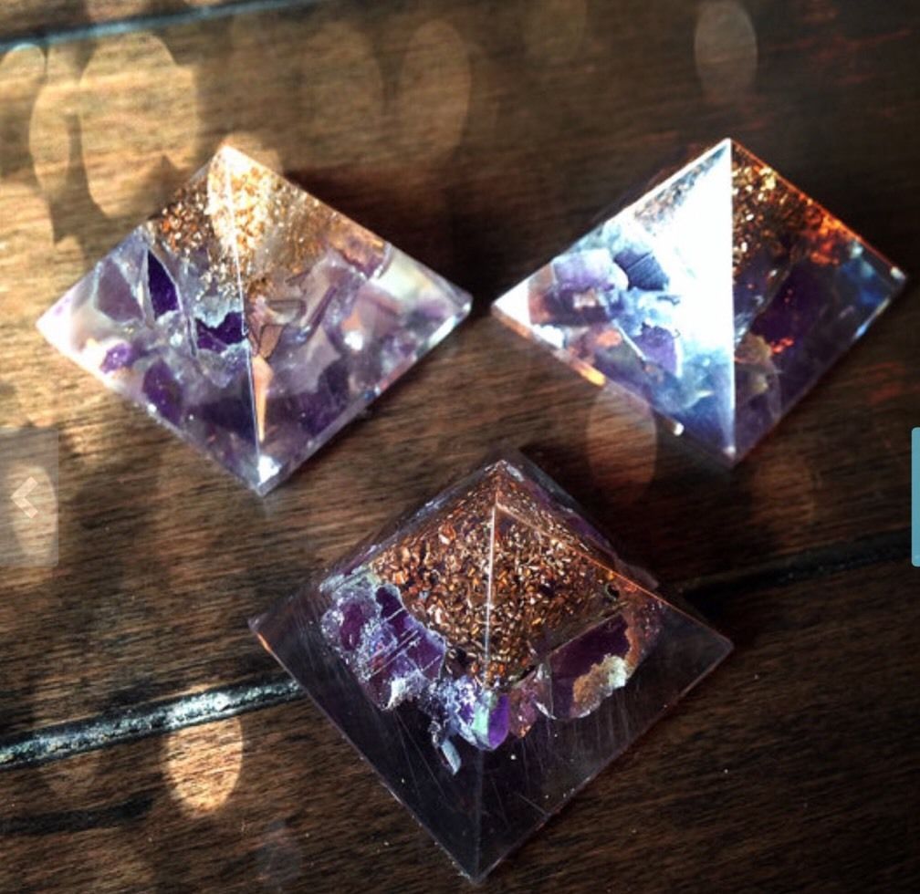 Amethyst Small 25mm Baby Chakra Orgone Organite EMF Pocket Pyramid