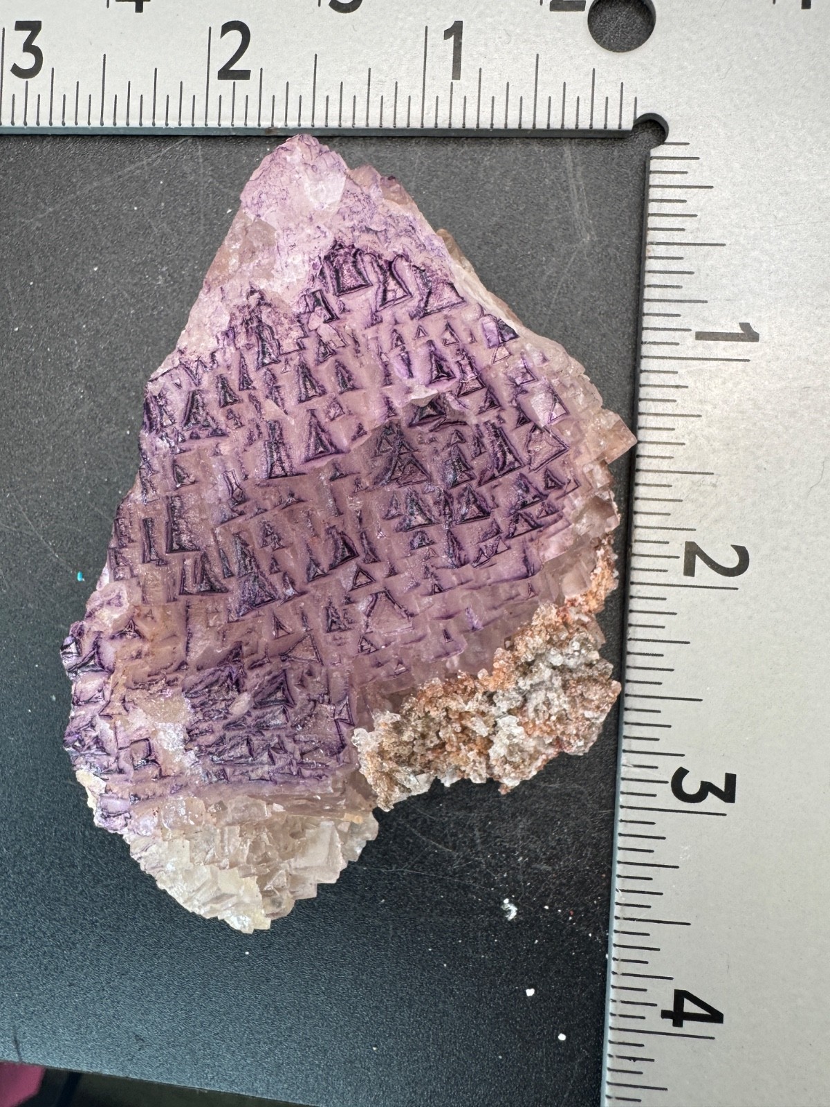 6494 NEW Database Fluorite Purple Triangle Yun Nan 125g