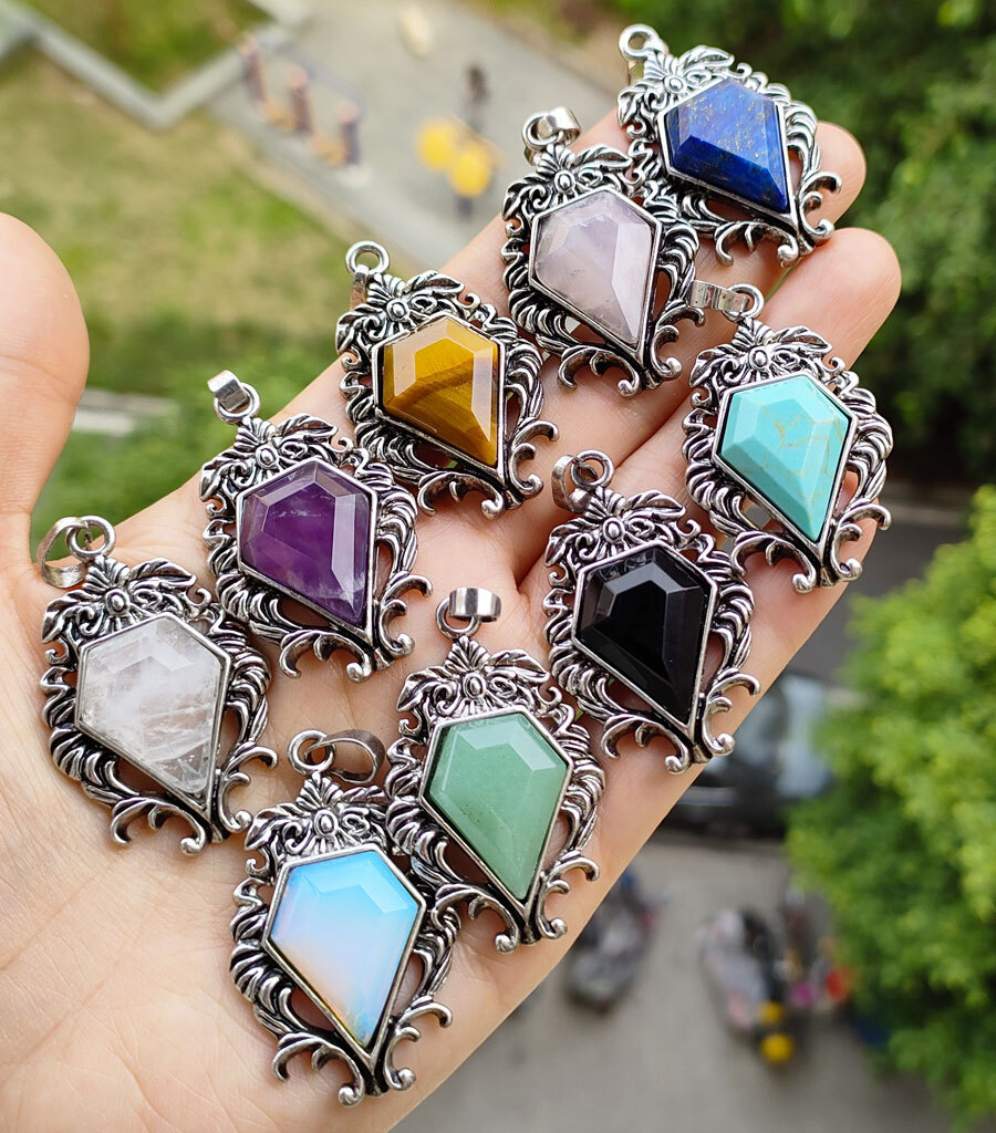 9pcs Natural Amethyst Gems Pendants Retro Gothic Magic Energy Amulet