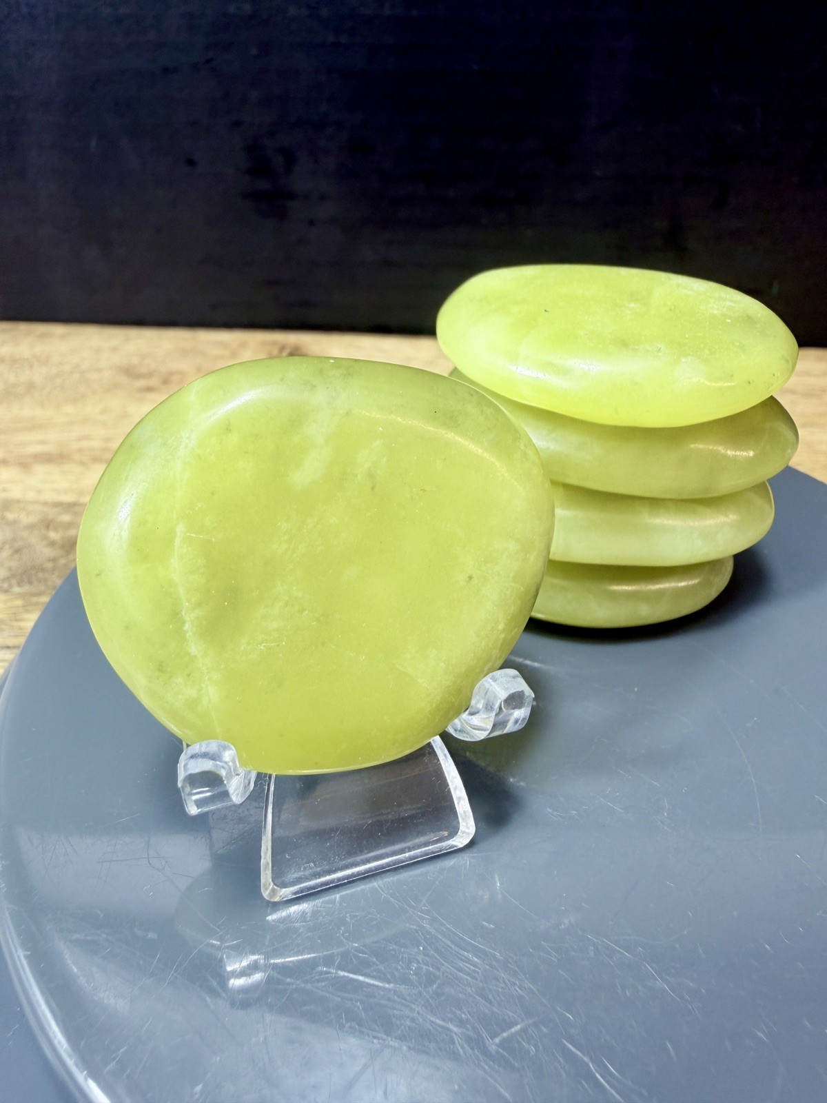 Crystal Lemon Jade Palm Stone Flat Healing Spiritual Collect yellow pocket x1