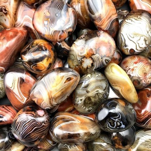 1KG Madagascar Banded Agate Alarge Tumbled Beautiful Patterns Randomly Send