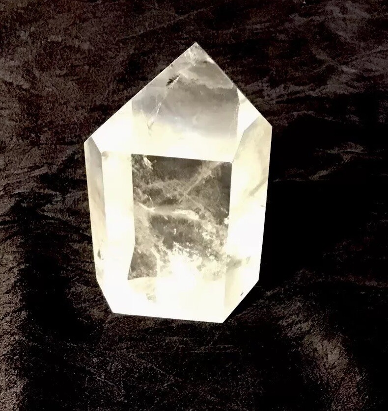 Clear Quarts Crystal Generator 5 1/4in ht 3in L. 2 1/8 w 1.460lb