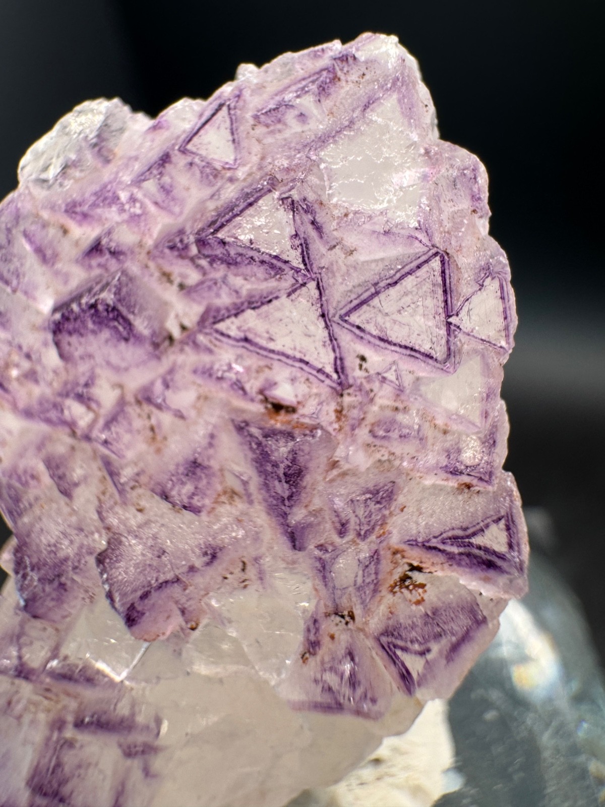 6531 NEW Database Fluorite Purple Triangle Yun Nan 35g