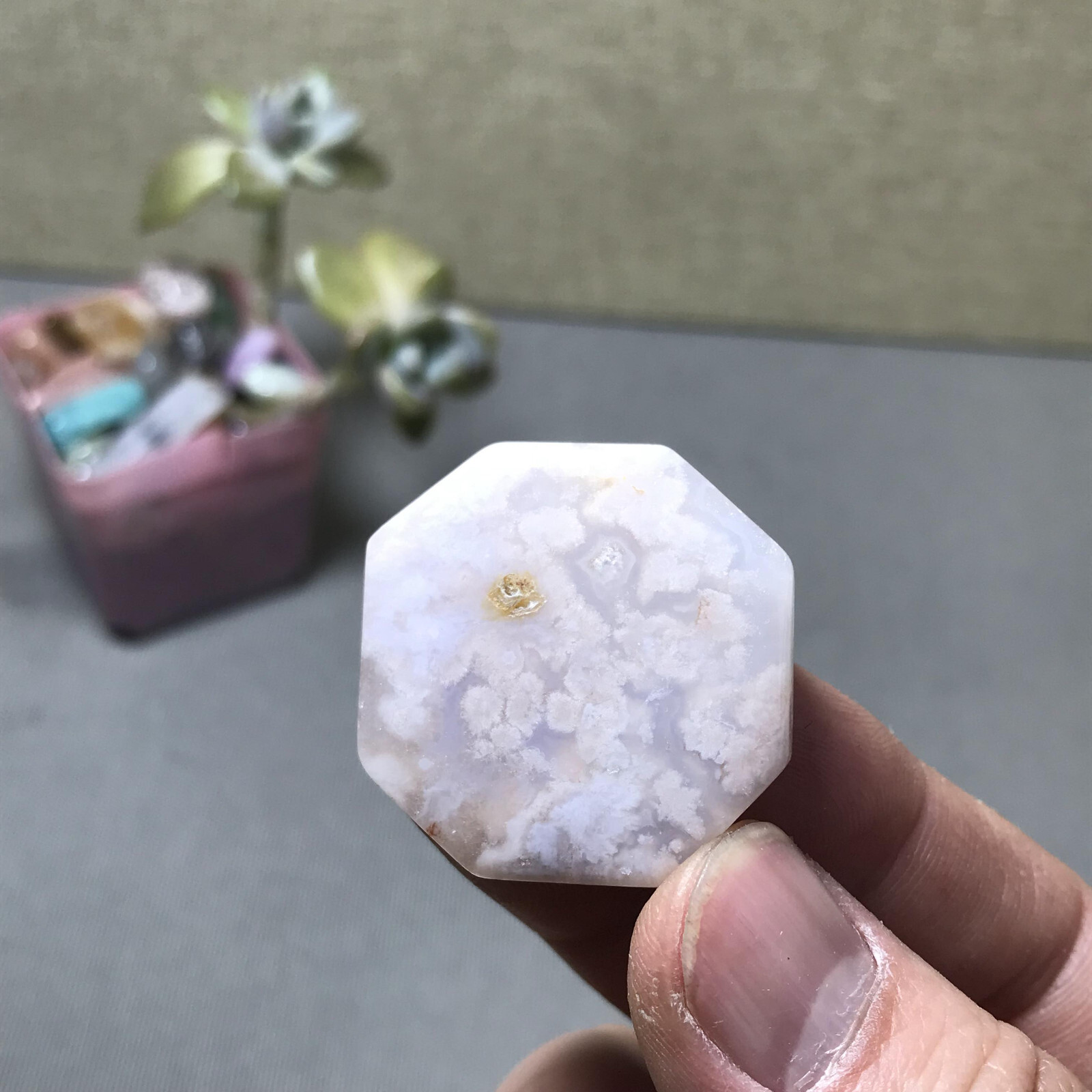 32mm Natural sakura slice gemstone polish/rough Crystal specimens 17g A6052