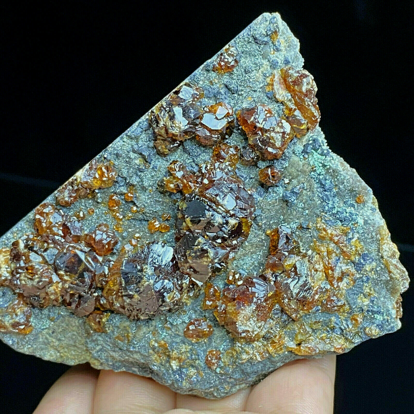 206g Natural Red Spherical Sphalerite & Quartz Crystal Mineral Specimen