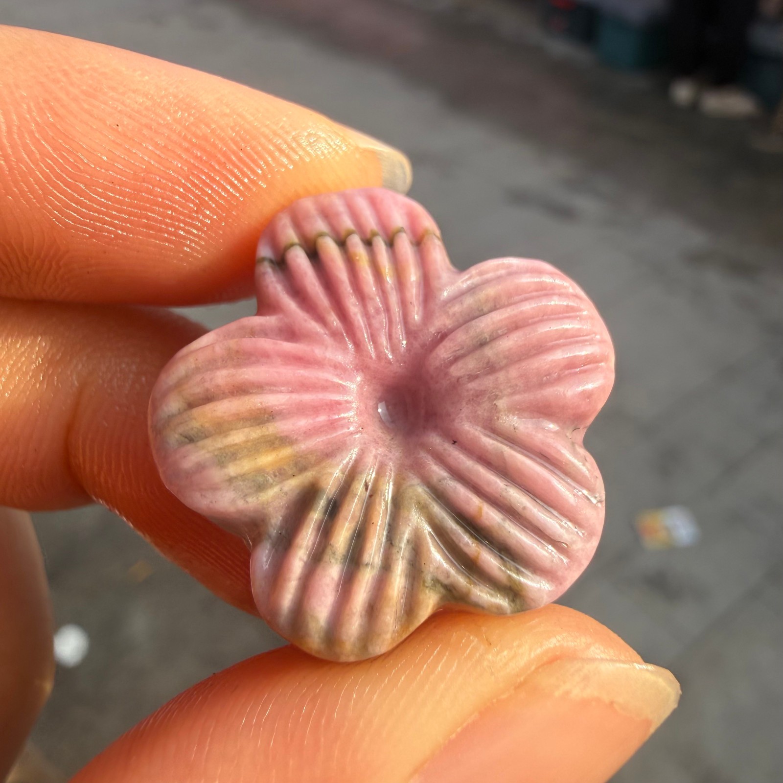 1″natural rose Cherry Blossoms Quartz Crystal reiki Healing 1pc